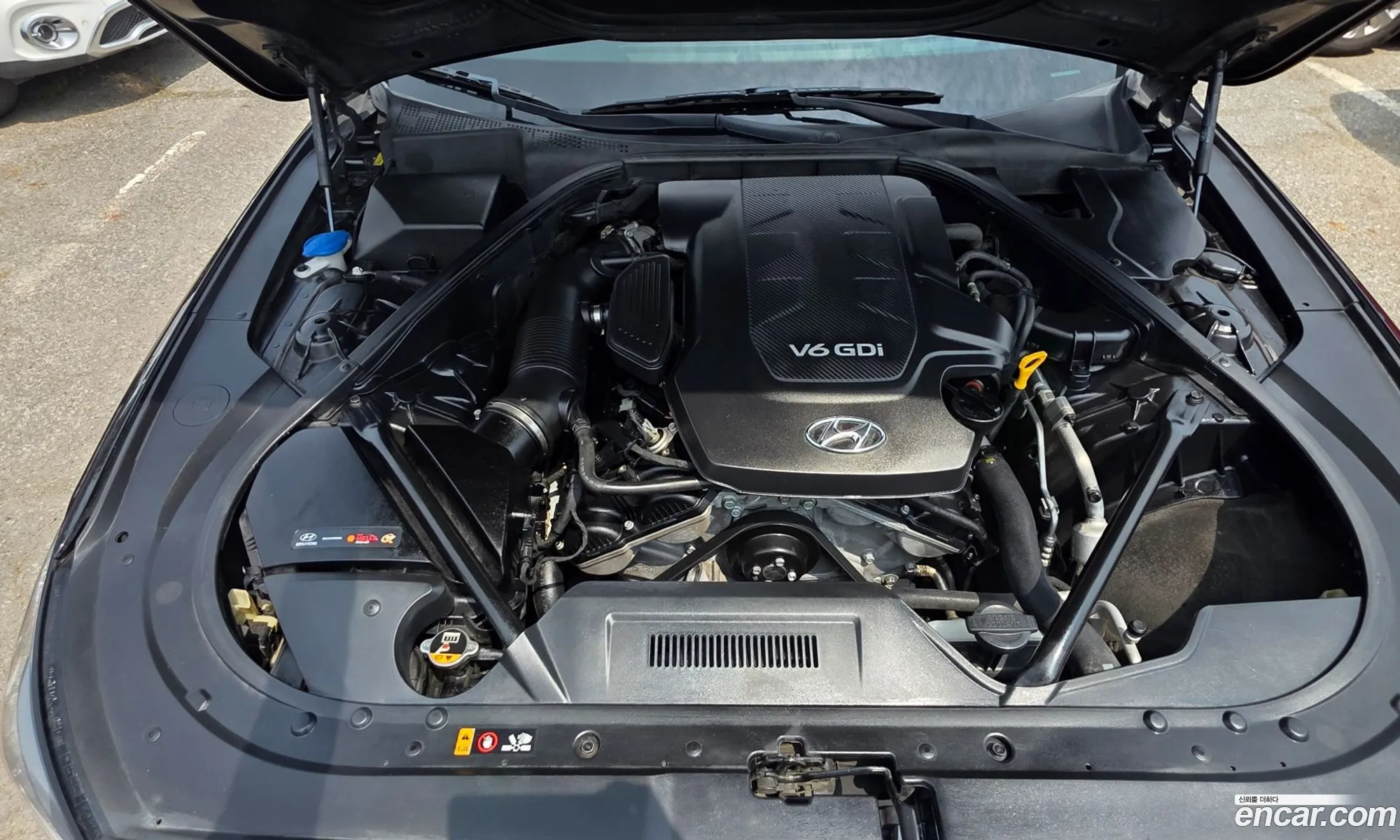 Hyundai Genesis DH 2014 — 8