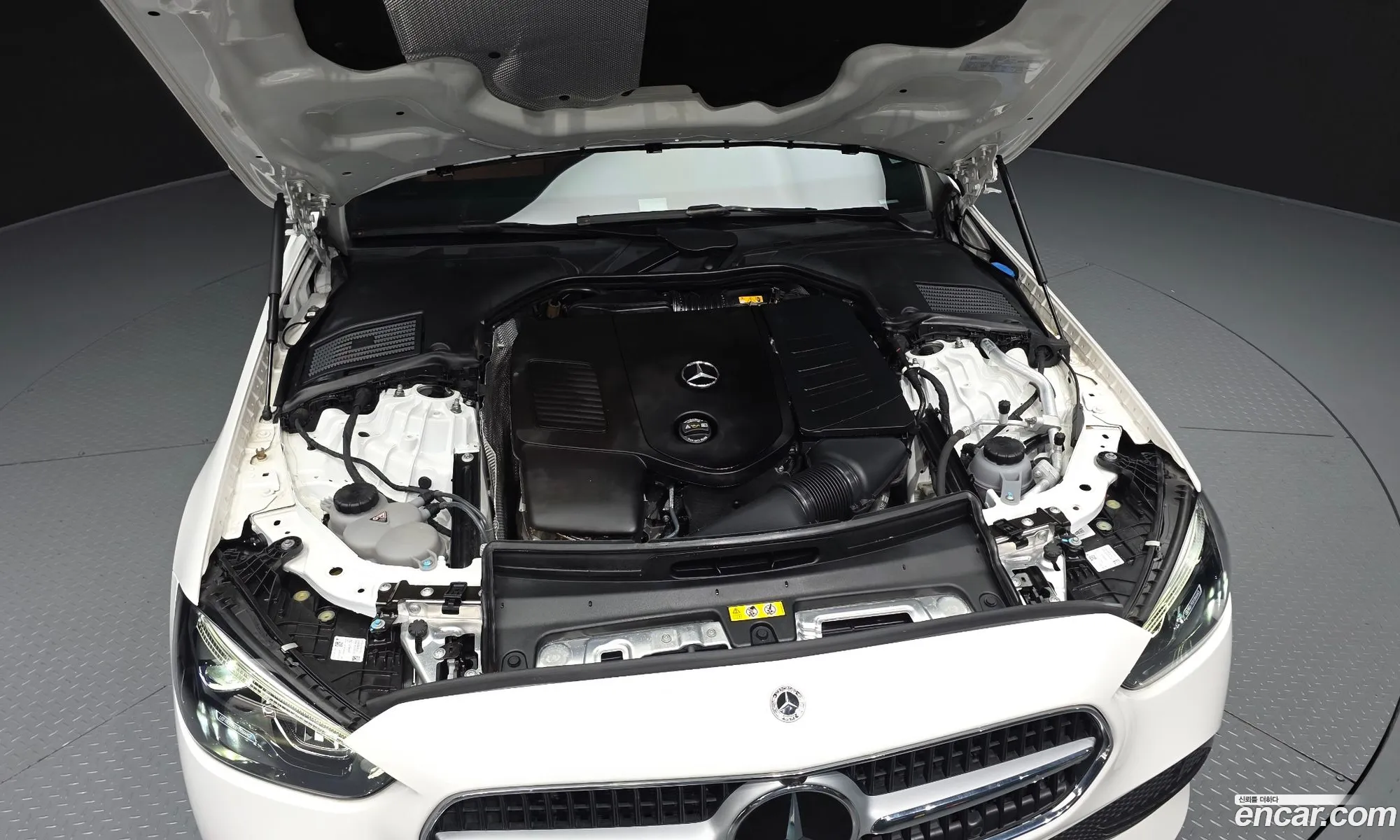 Mercedes-Benz C-Class W206 2024 — 11