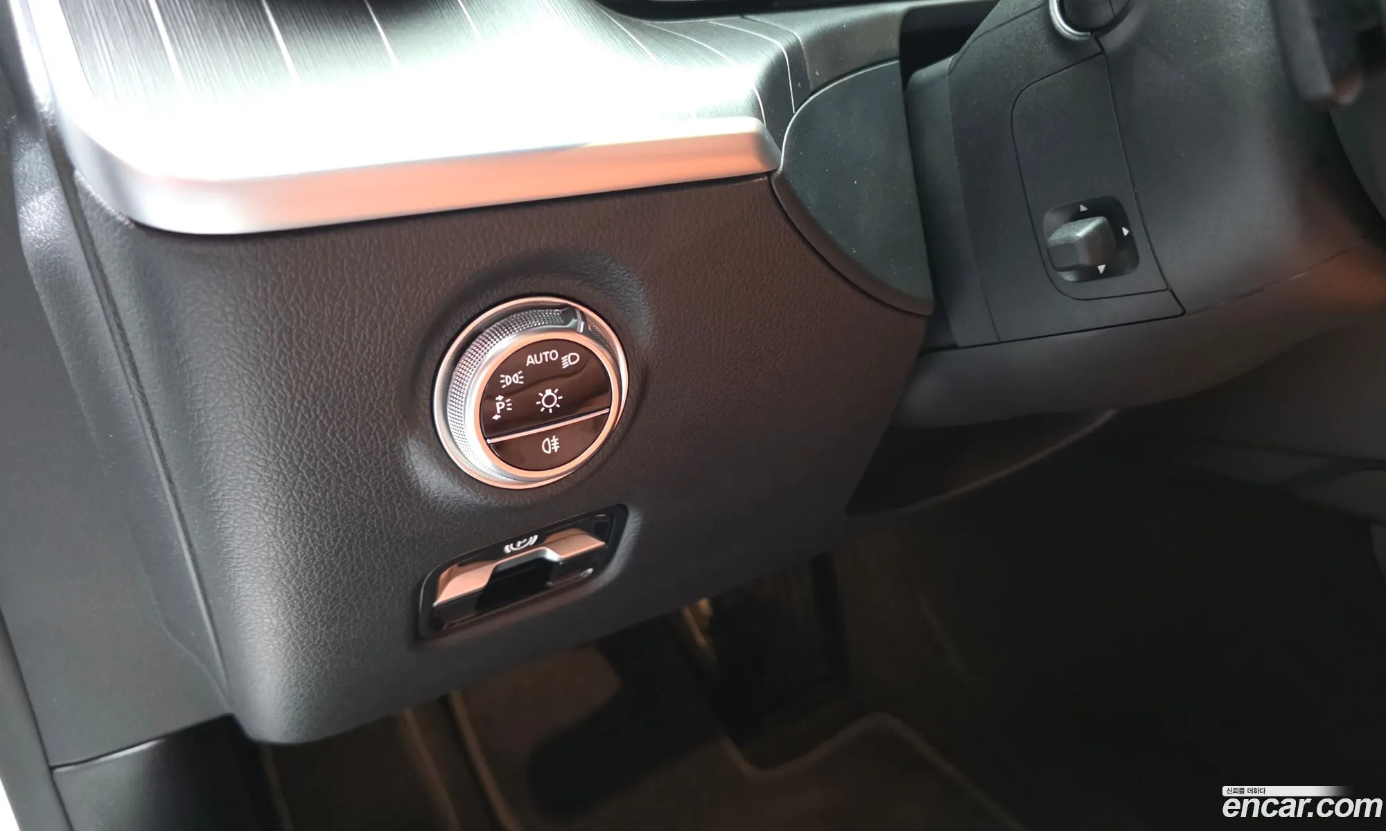 Mercedes-Benz C-Class W206 2024 — 3