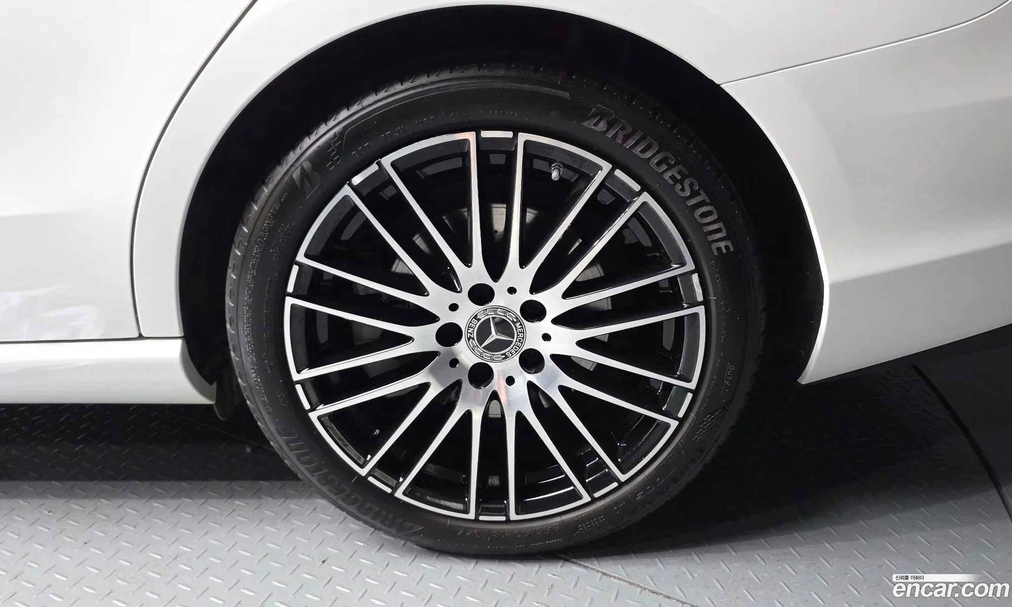 Mercedes-Benz C-Class W206 2024 — 15