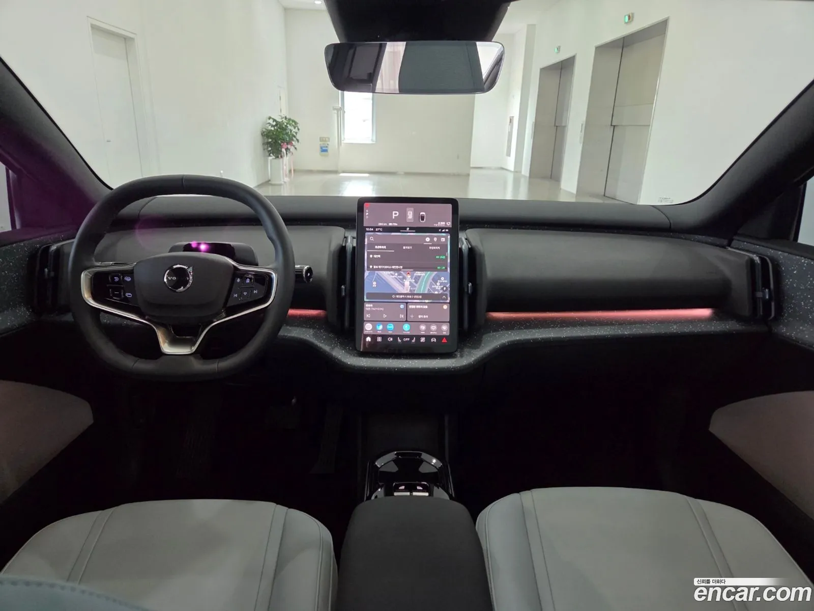 Volvo EX30 2025 — 17