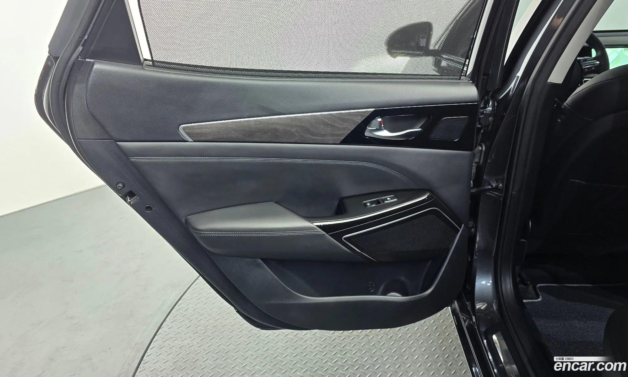 Kia K7 Premier 2019 — 11