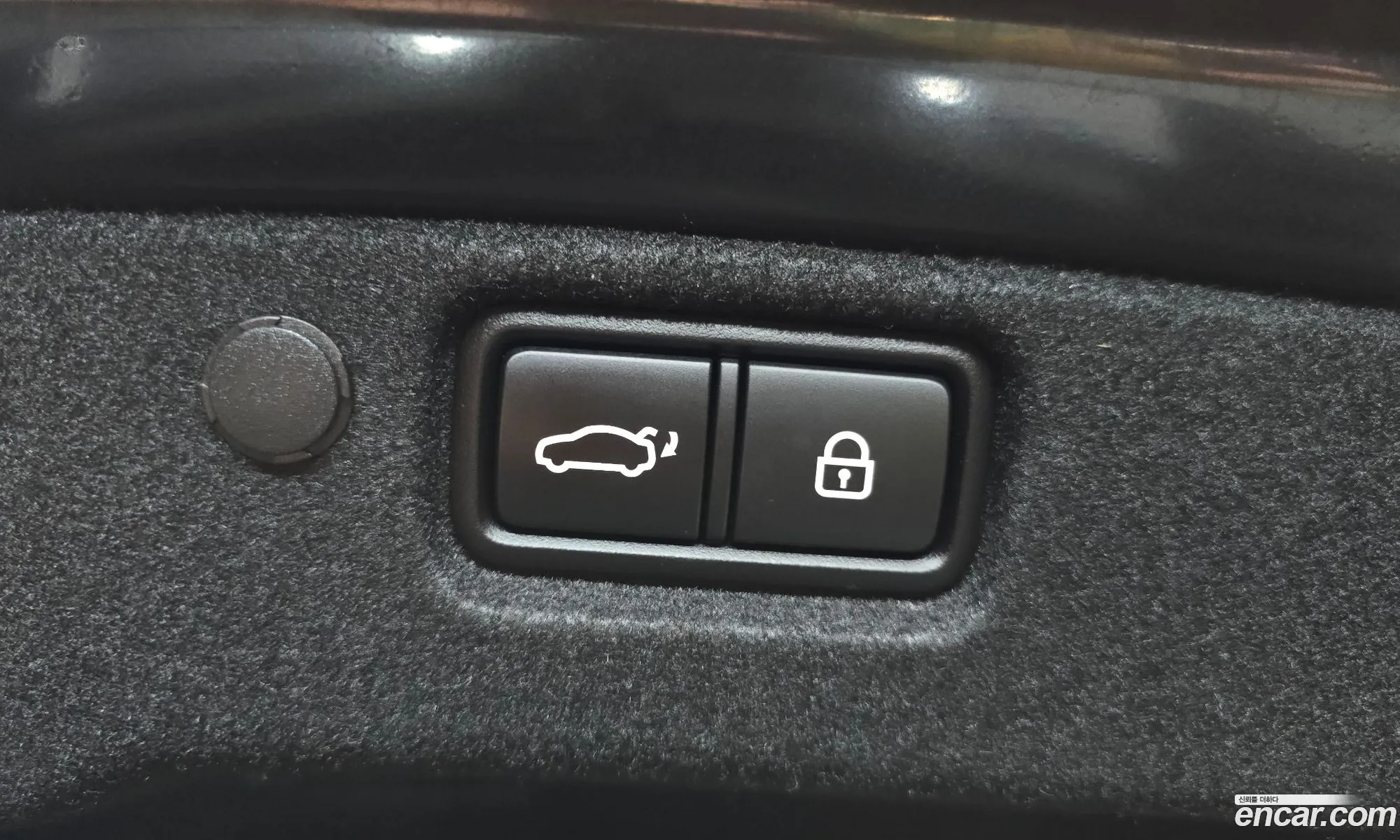 Kia K7 Premier 2019 — 32