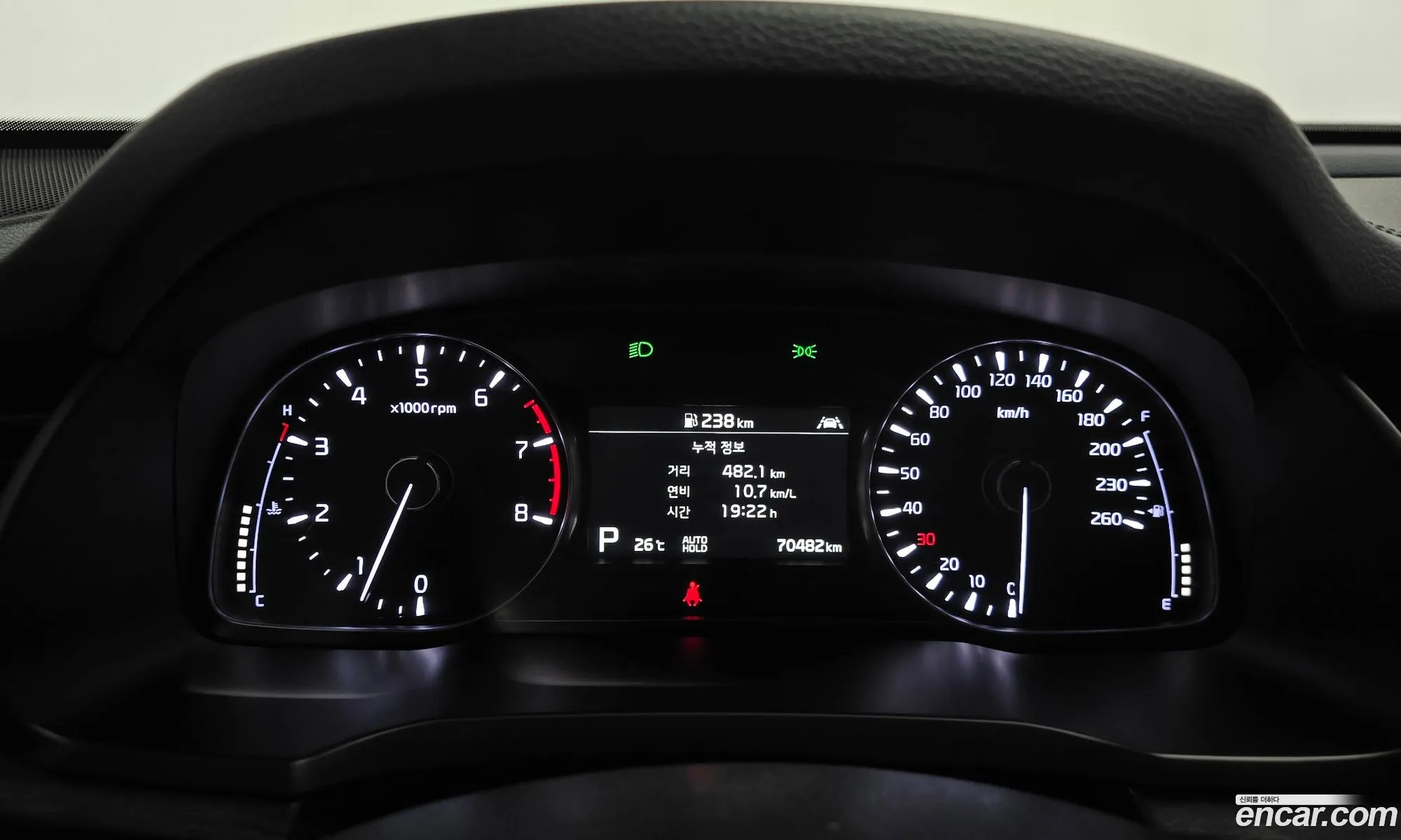 Kia K7 Premier 2019 — 31