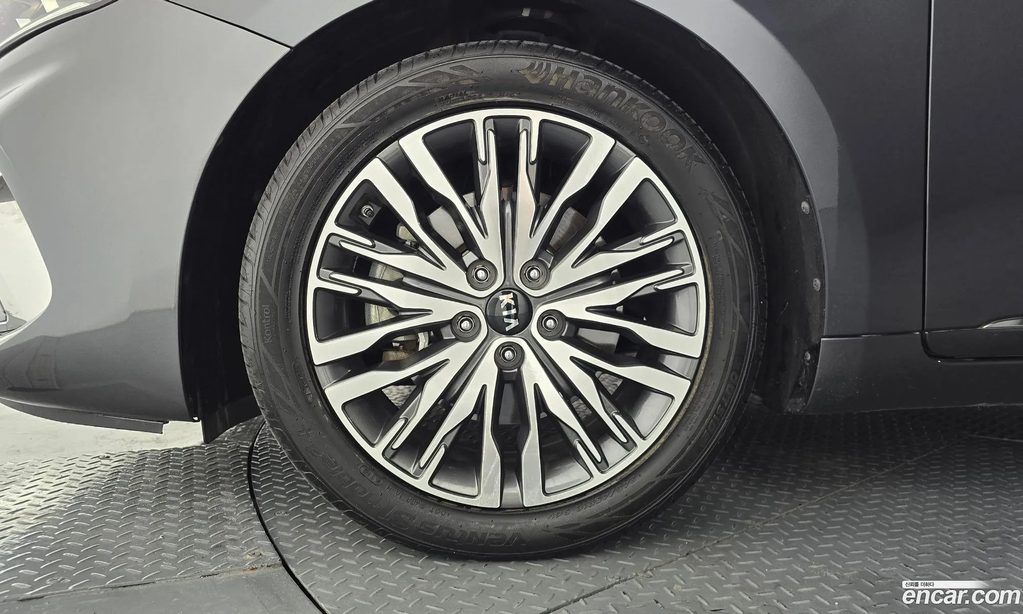 Kia K7 Premier 2019 — 23