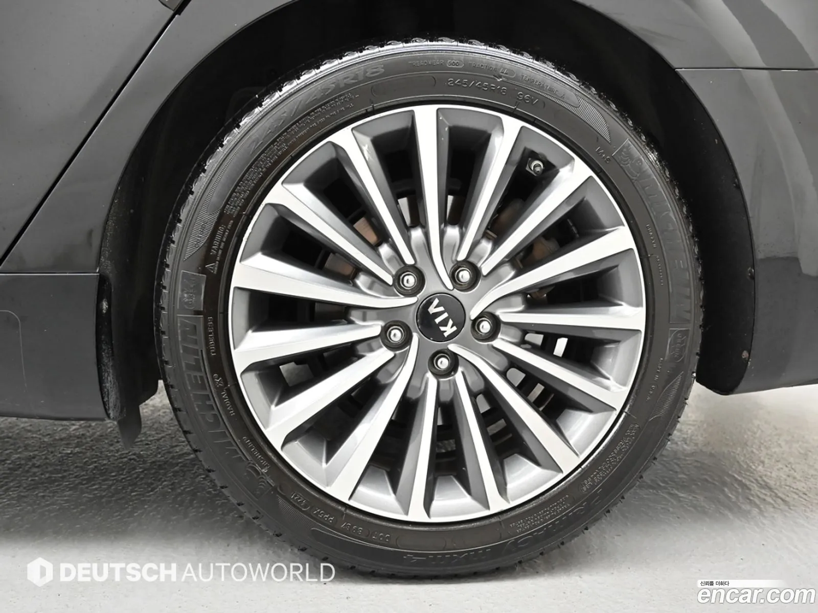 Kia K7 2017 — 9