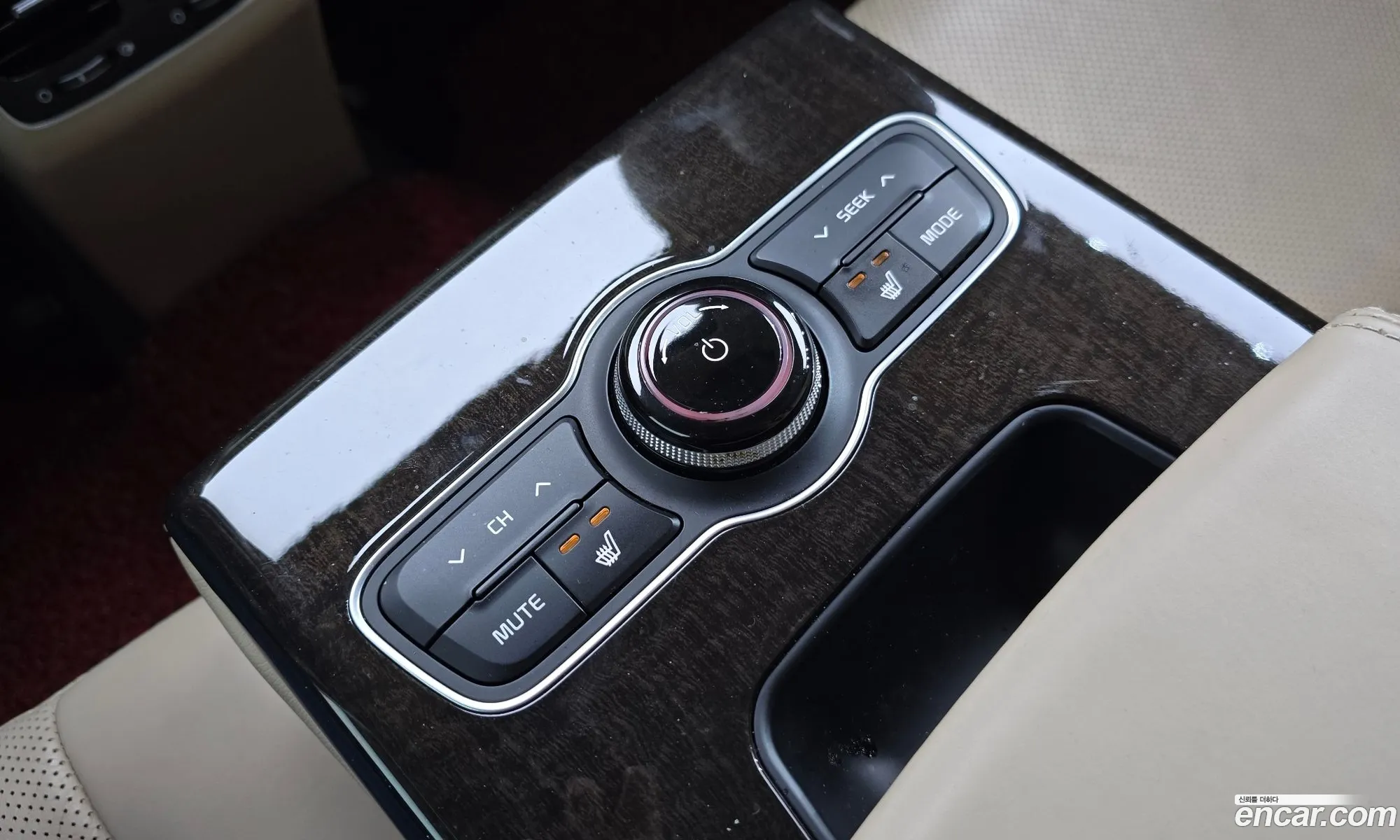 Kia K7 2013 — 7