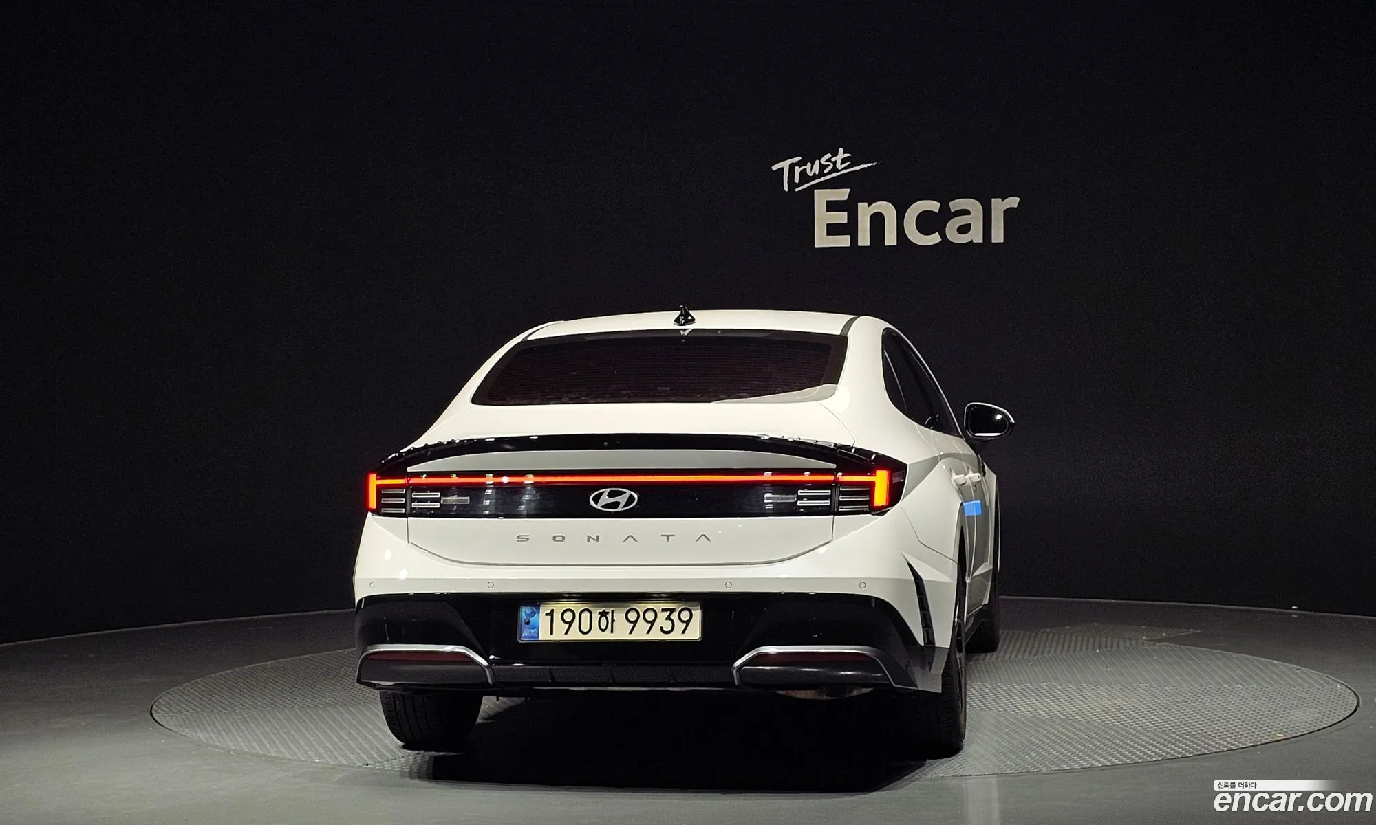 Hyundai Sonata the Edge 2023 — 4