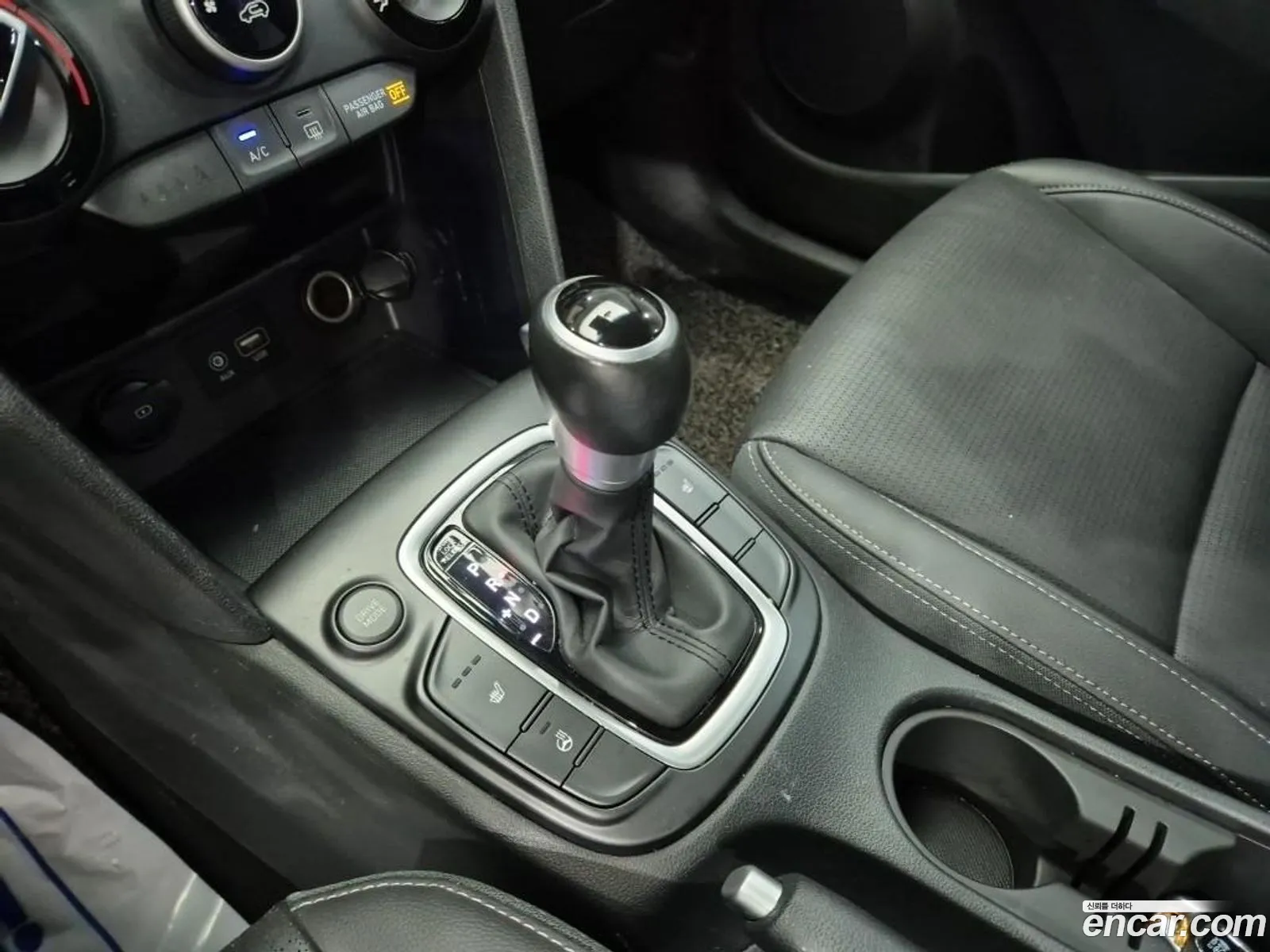 Hyundai Kona 2019 — 18