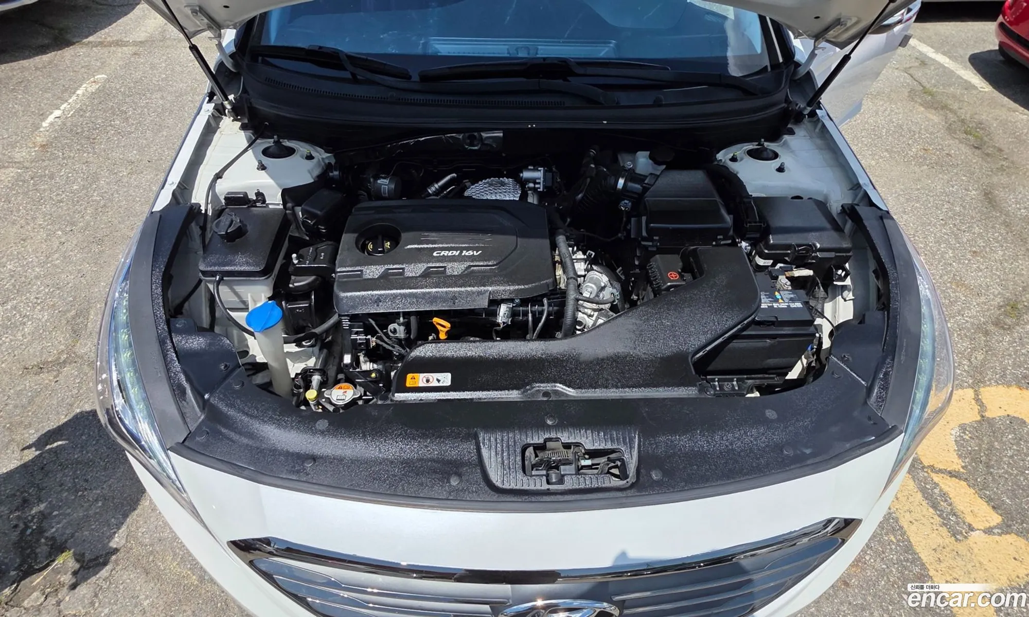 Hyundai LF Sonata 2016 — 10
