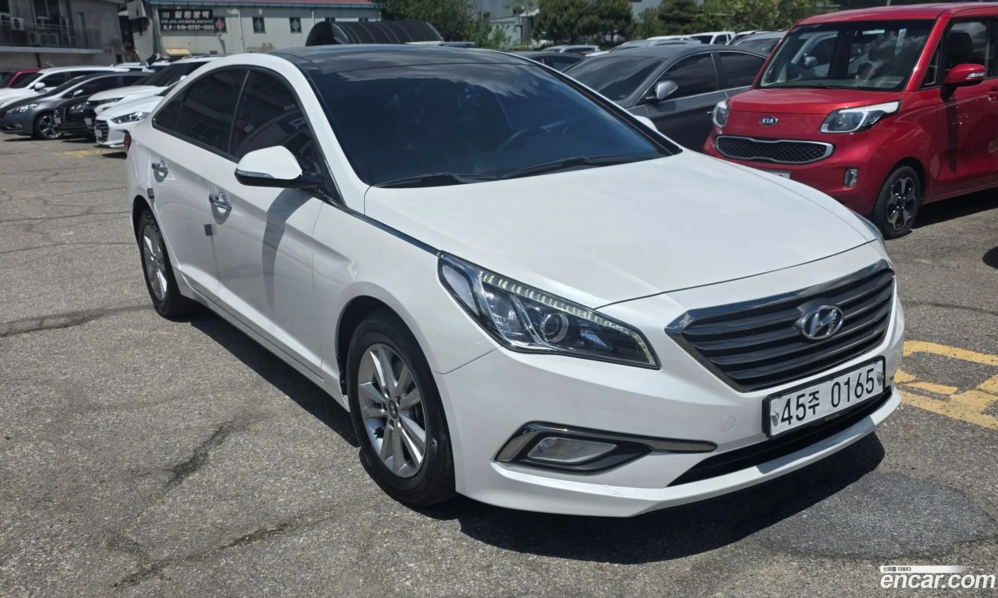 Hyundai LF Sonata 2016 — 12