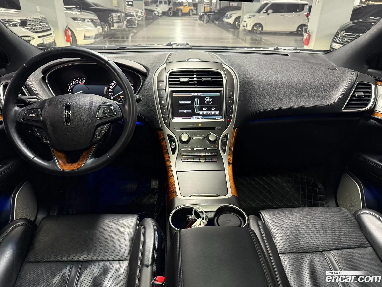 Lincoln MKX 2016 — 19