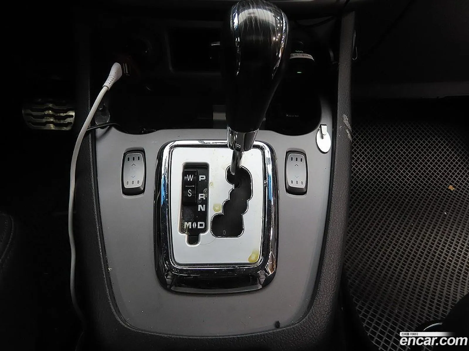 KG Mobility (SsangYong) Korando Turismo 2017 — 3