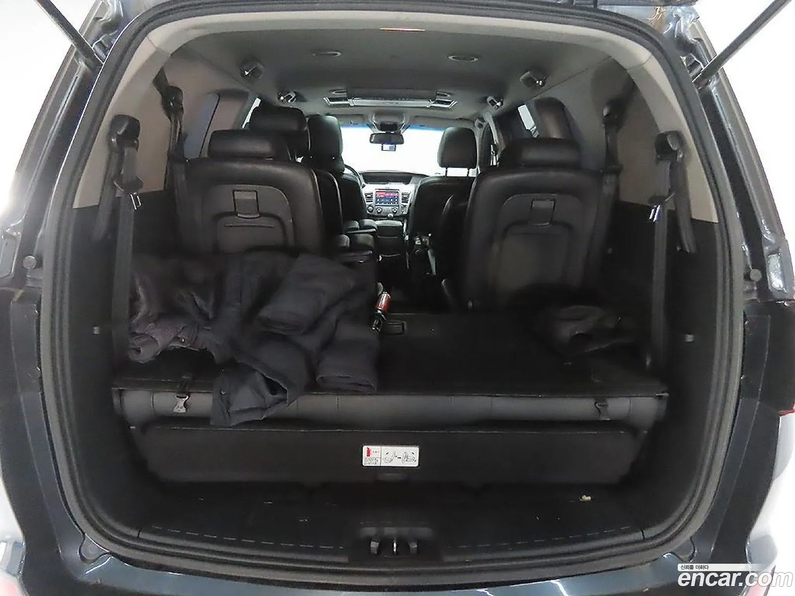 KG Mobility (SsangYong) Korando Turismo 2017 — 17