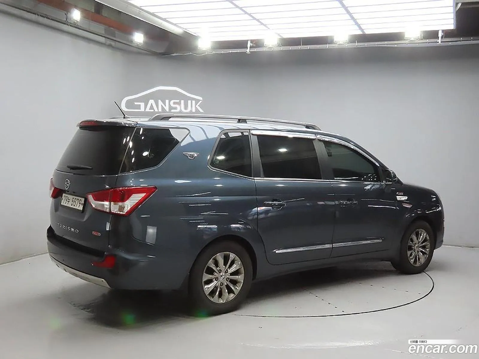 KG Mobility (SsangYong) Korando Turismo 2017 — 2