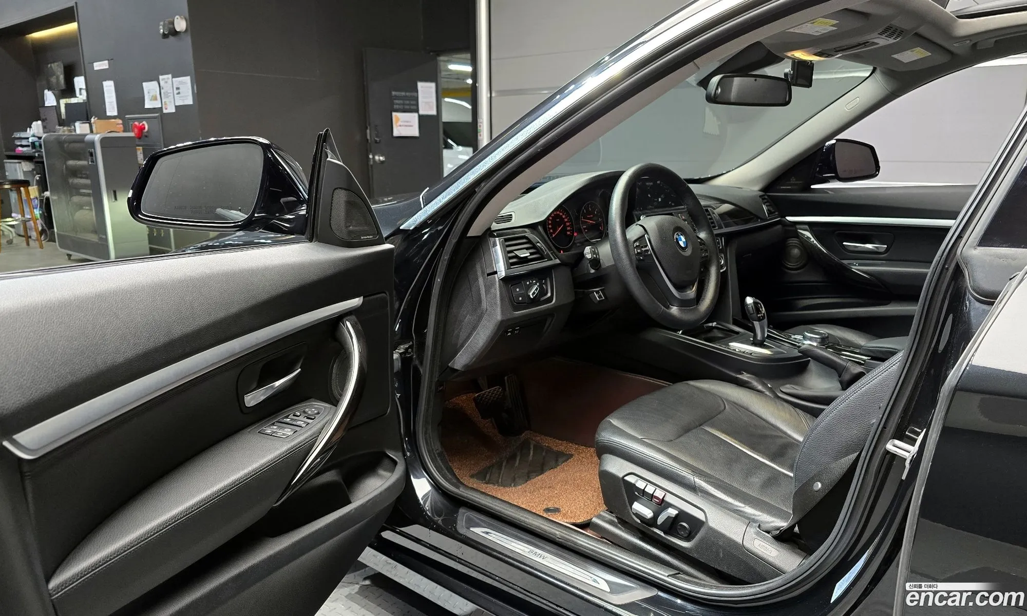 BMW 3 Series GT 2018 — 11