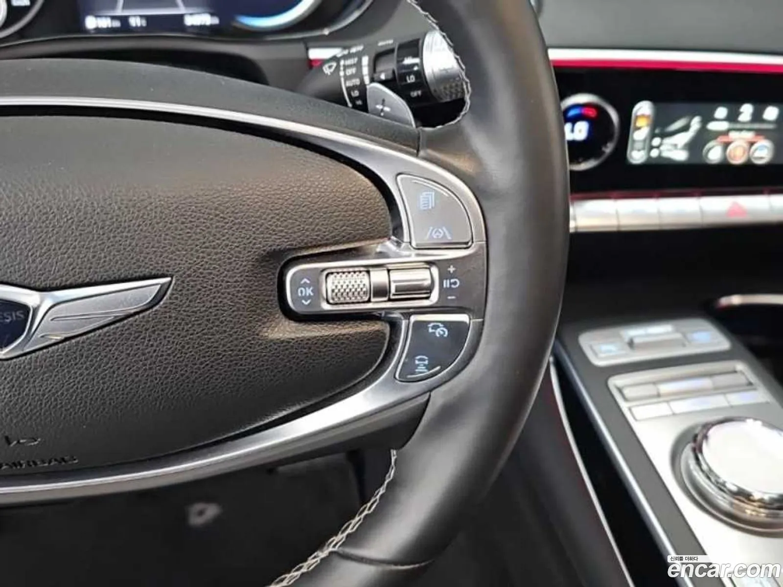 Genesis GV70 2022 — 16