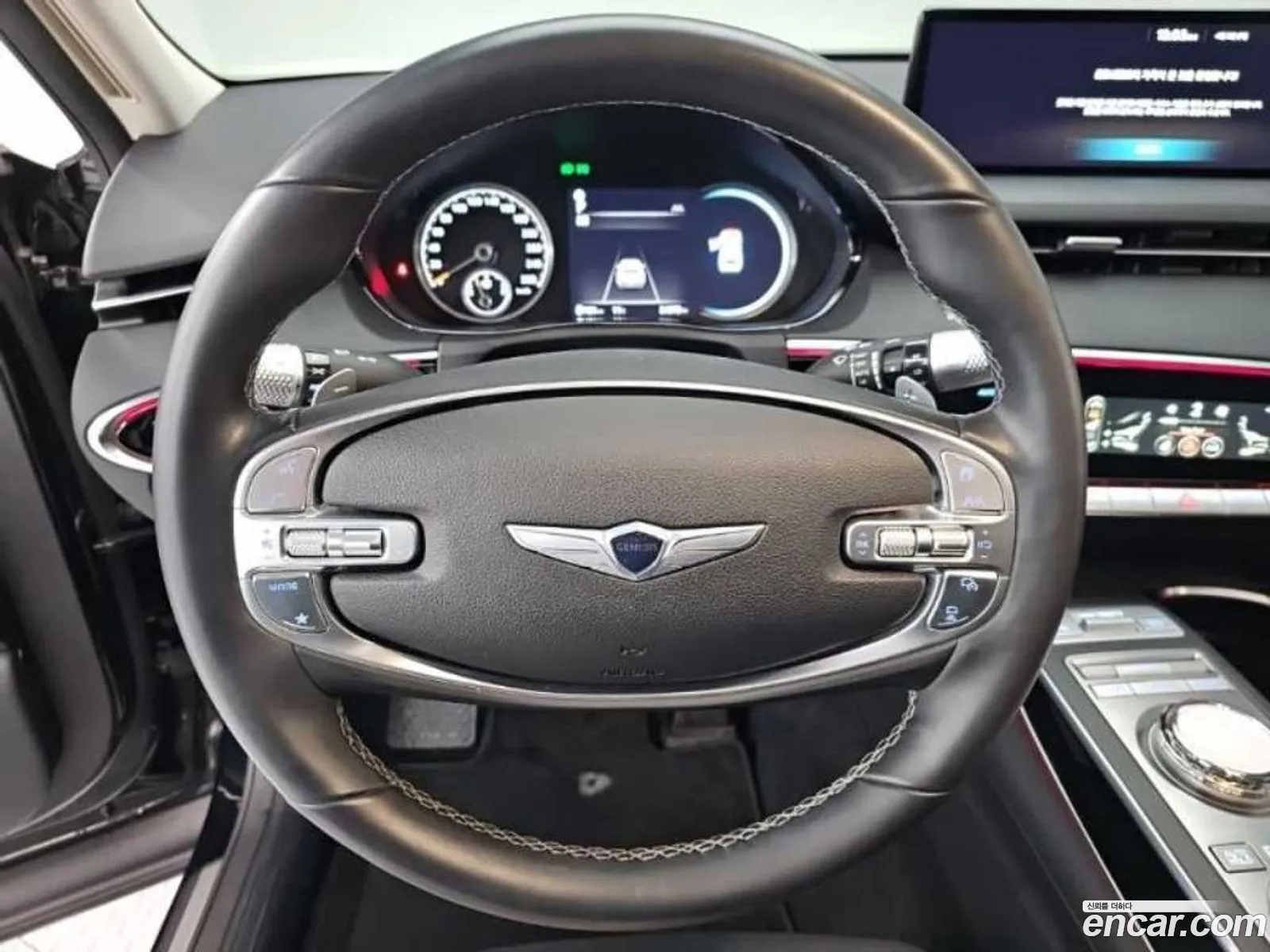 Genesis GV70 2022 — 18