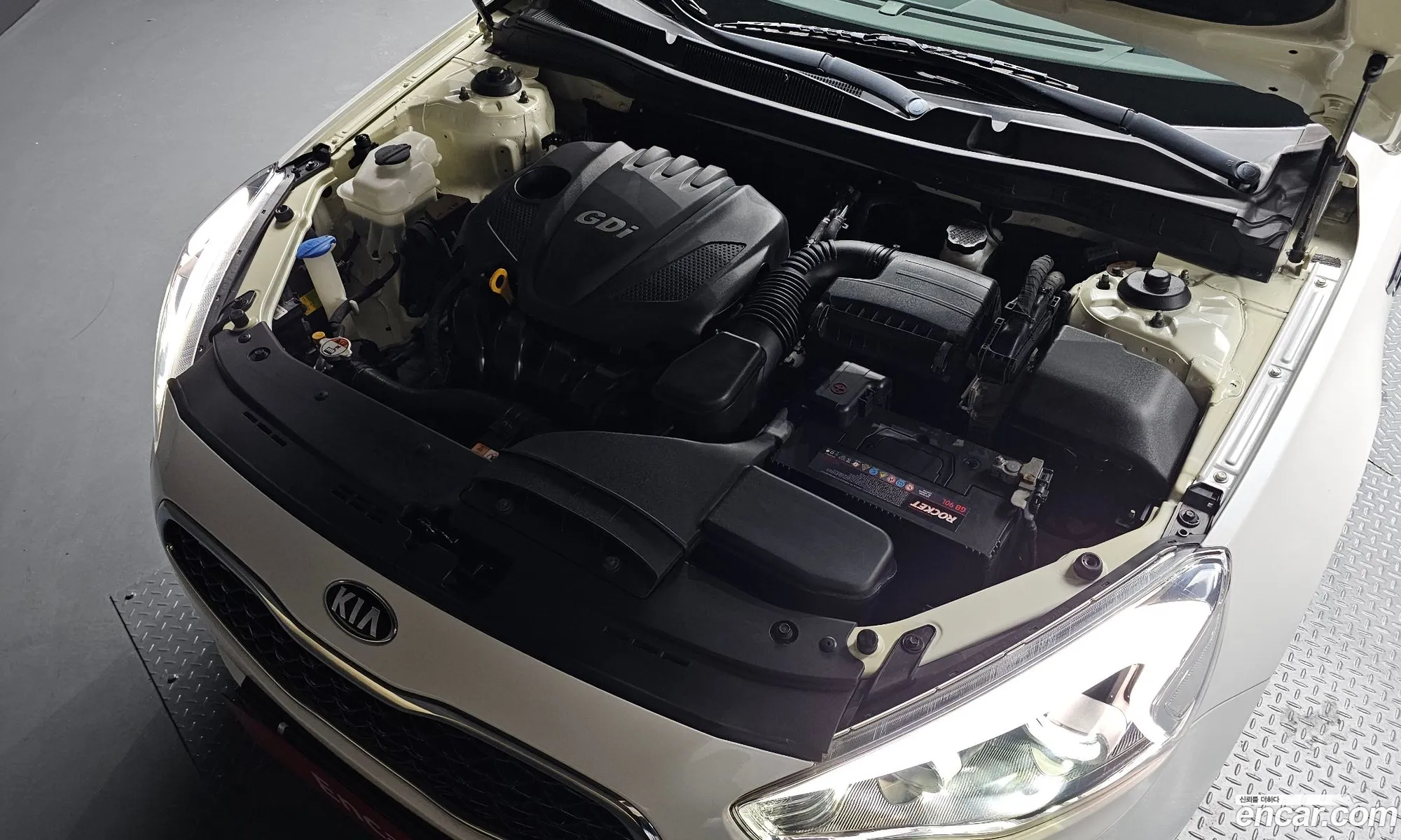 Kia K7 2013 KNALM415BDA112752 — 15