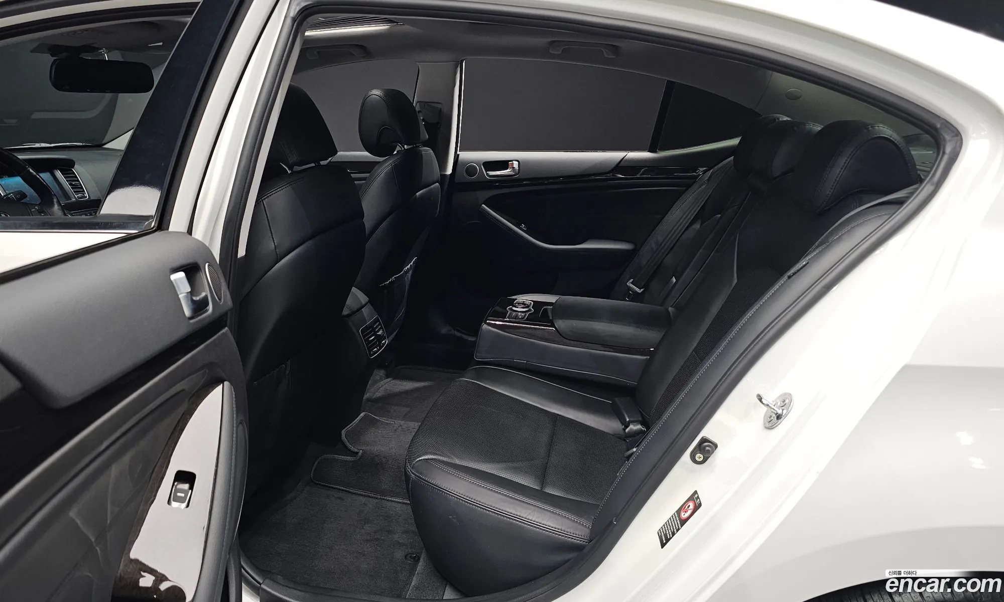 Kia K7 2013 KNALM415BDA112752 — 16