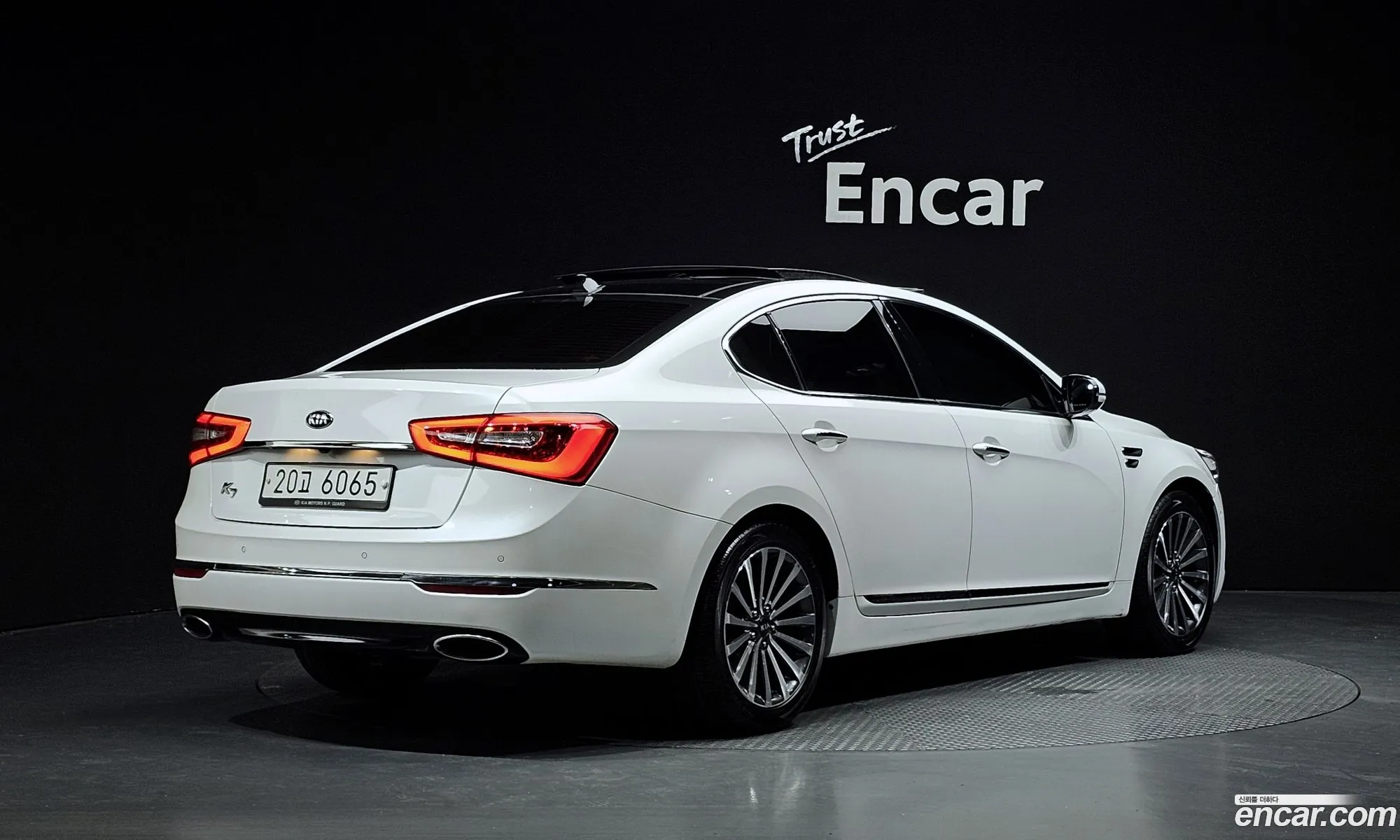 Kia K7 2013 KNALM415BDA112752 — 19