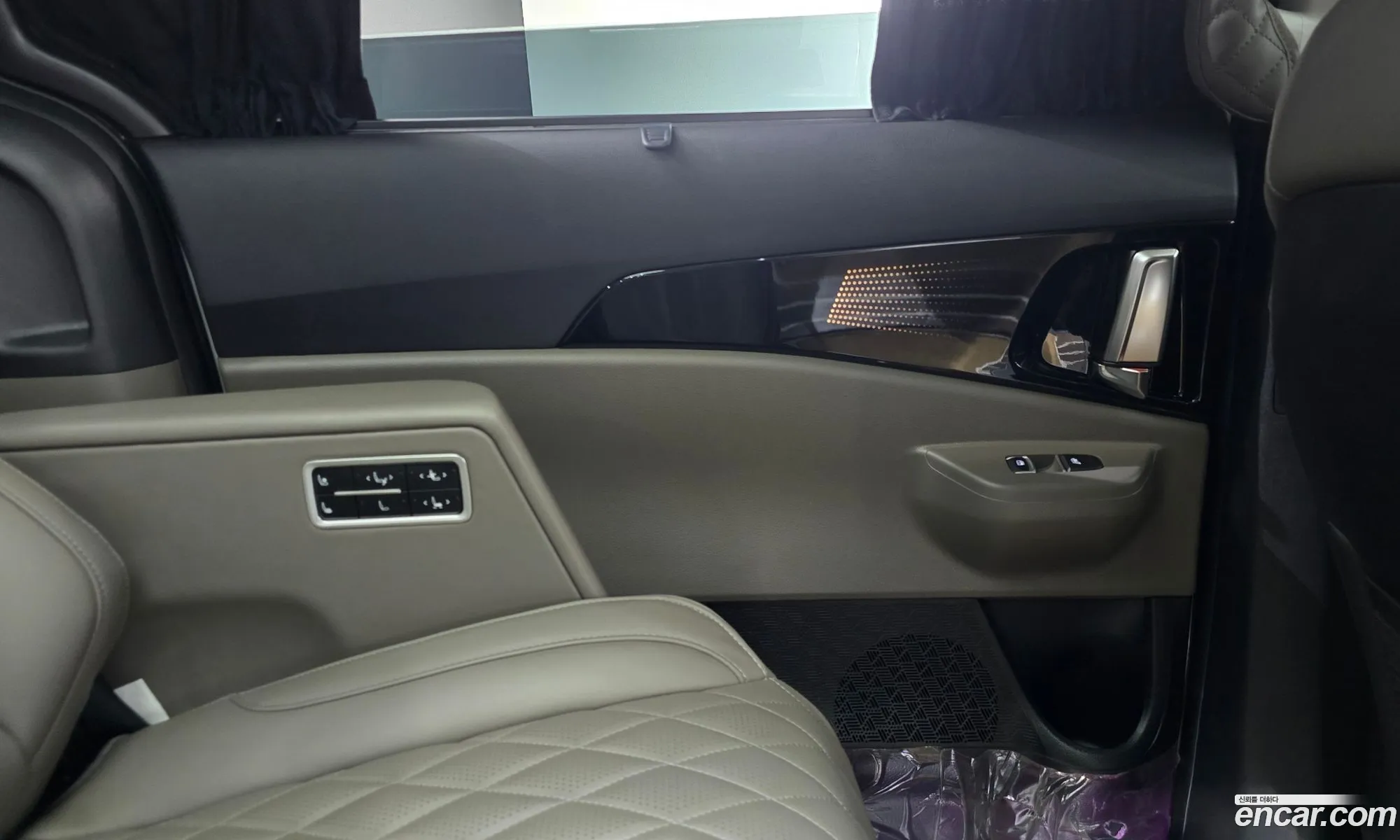 Kia Carnival 2024 — 4