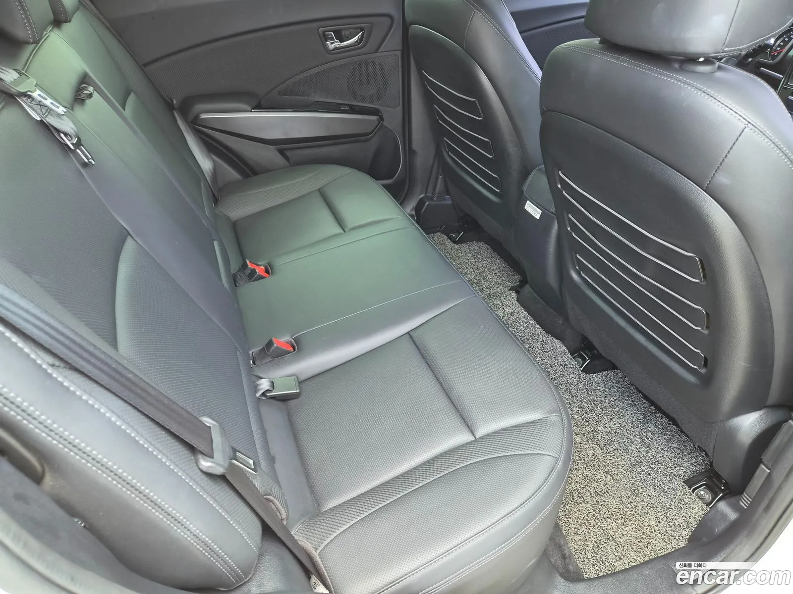 KG Mobility (SsangYong) Tivoli 2020 — 10