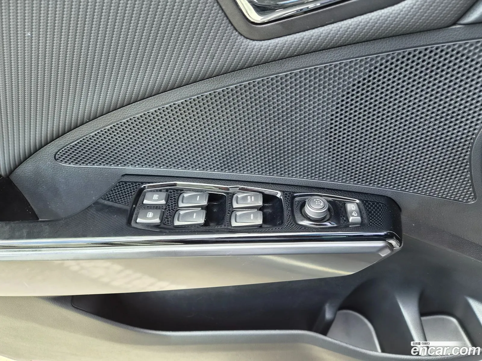 KG Mobility (SsangYong) Tivoli 2020 — 4