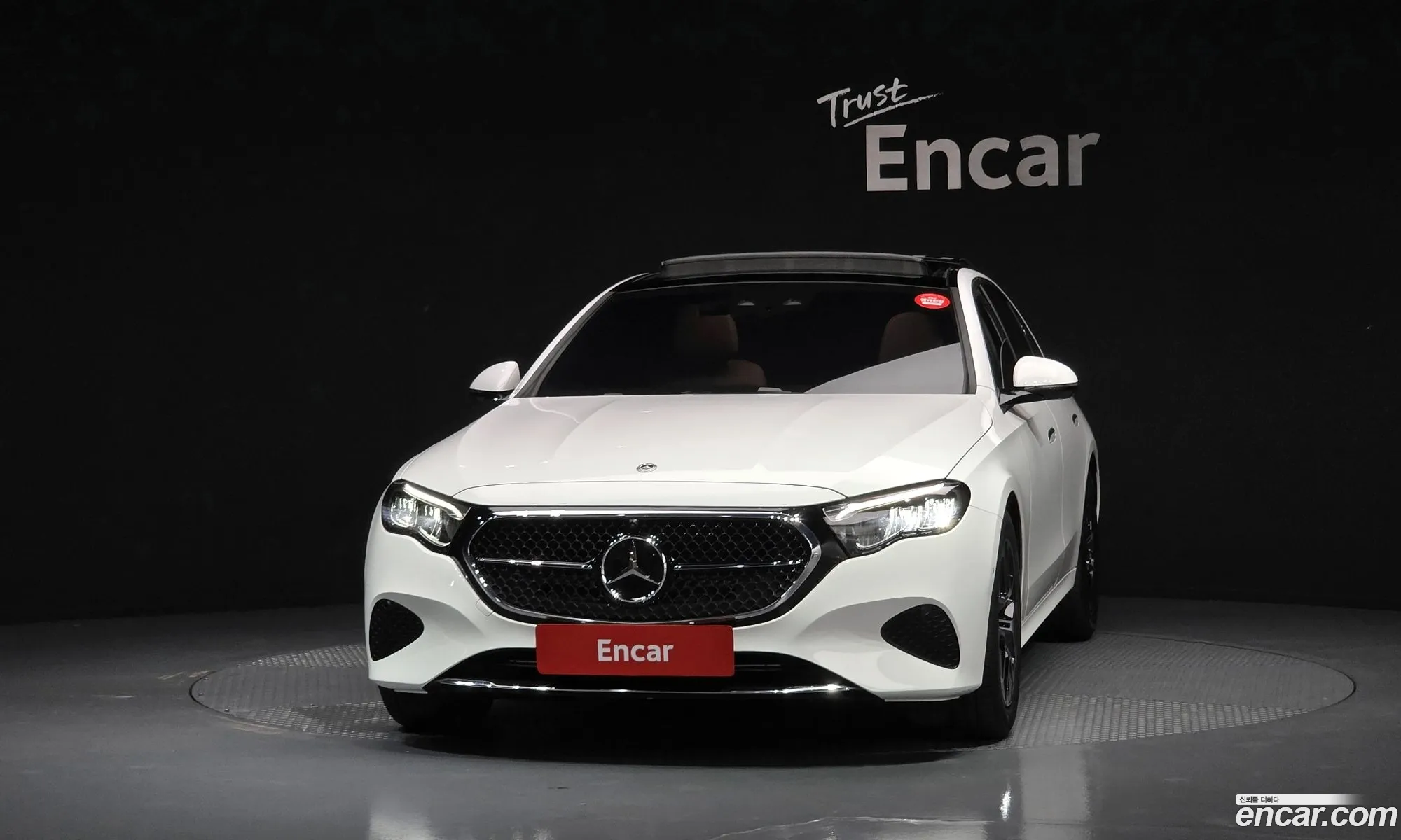 Mercedes-Benz E-Class W214 2025 — 9