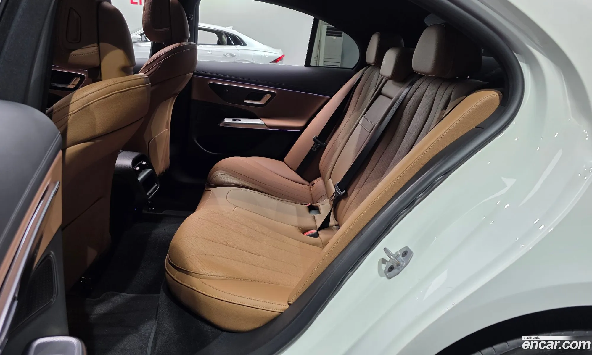 Mercedes-Benz E-Class W214 2025 — 4