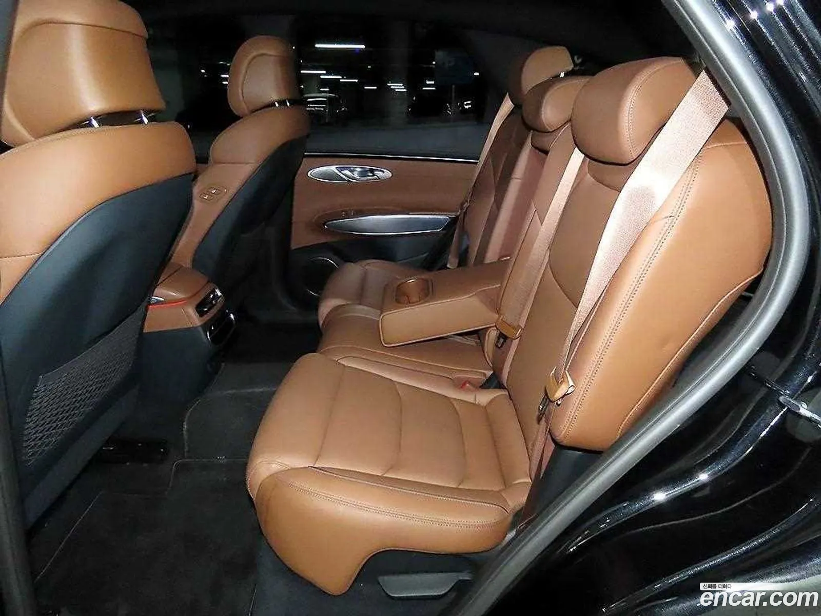 Genesis GV70 2021 — 10