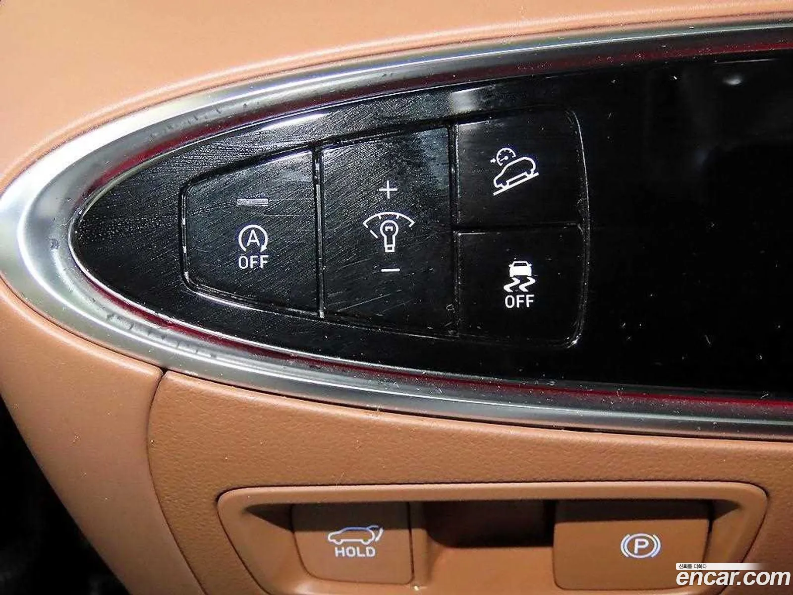 Genesis GV70 2021 — 14