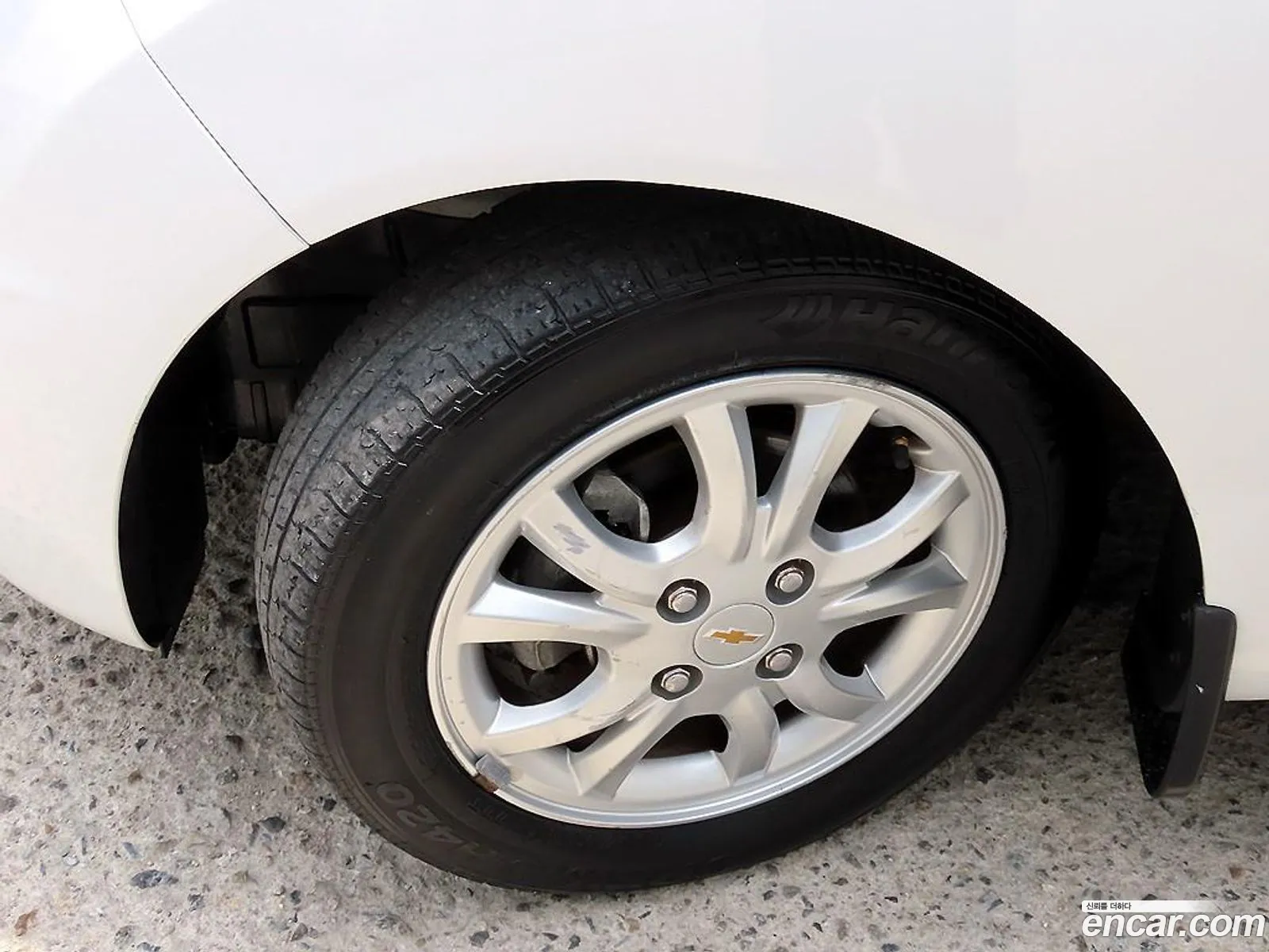 Chevrolet (GM Daewoo) Spark 2015 — 17