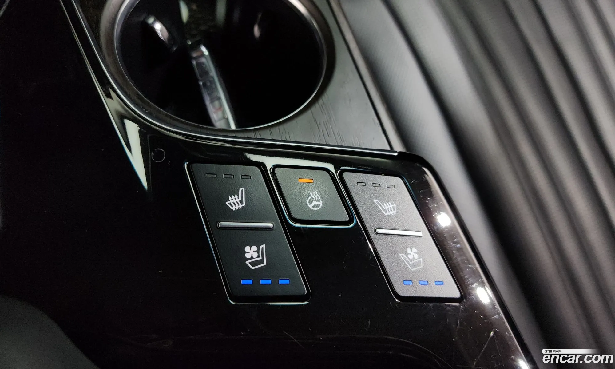 Kia K8 Hybrid 2022 — 11