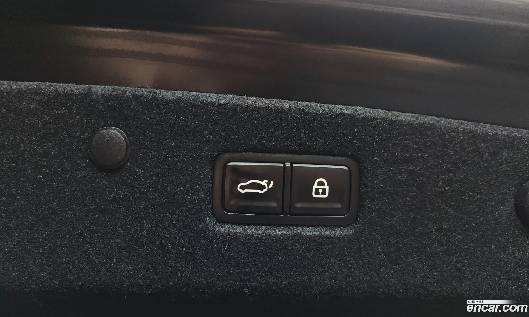 Kia K8 Hybrid 2022 — 7
