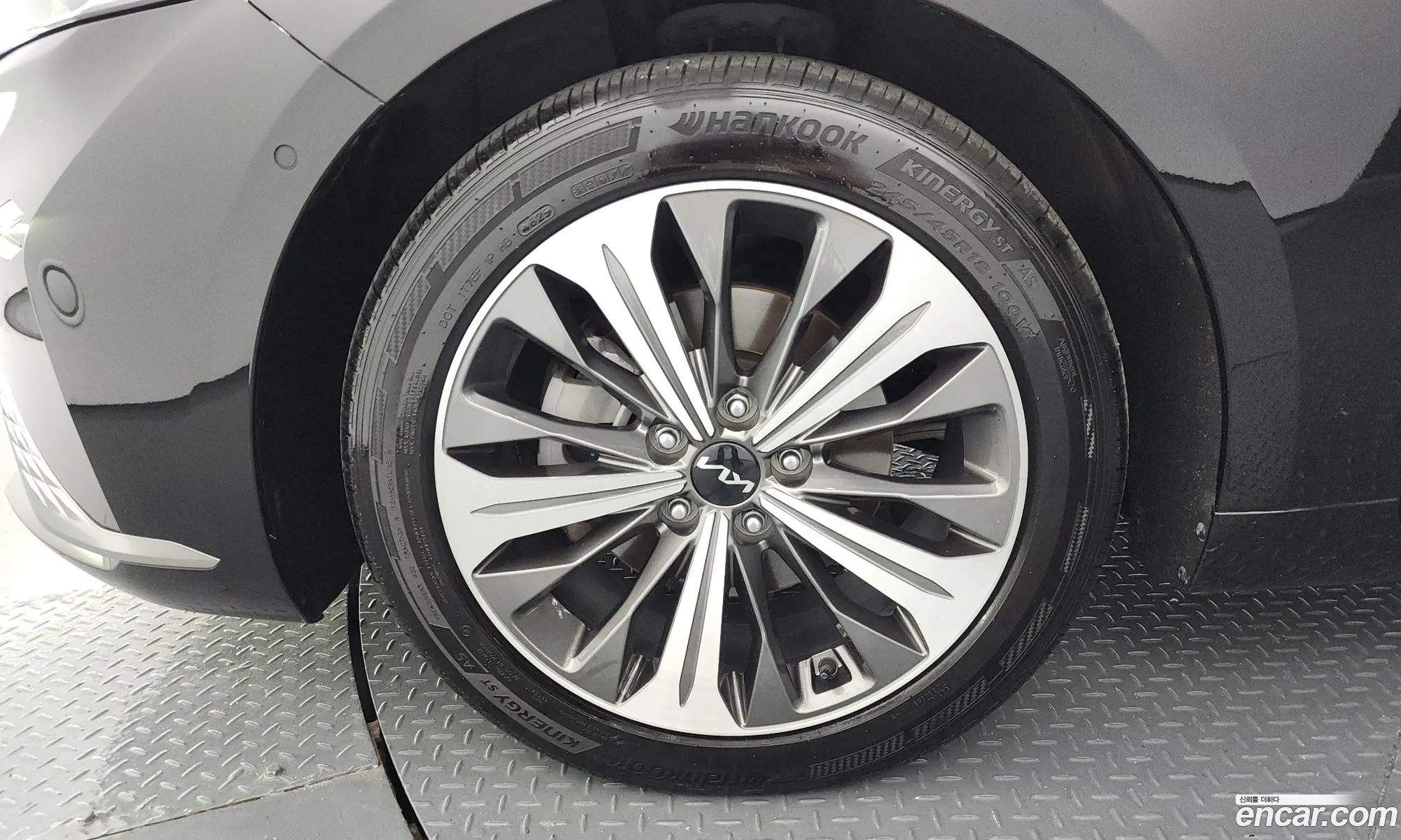Kia K8 Hybrid 2022 — 34