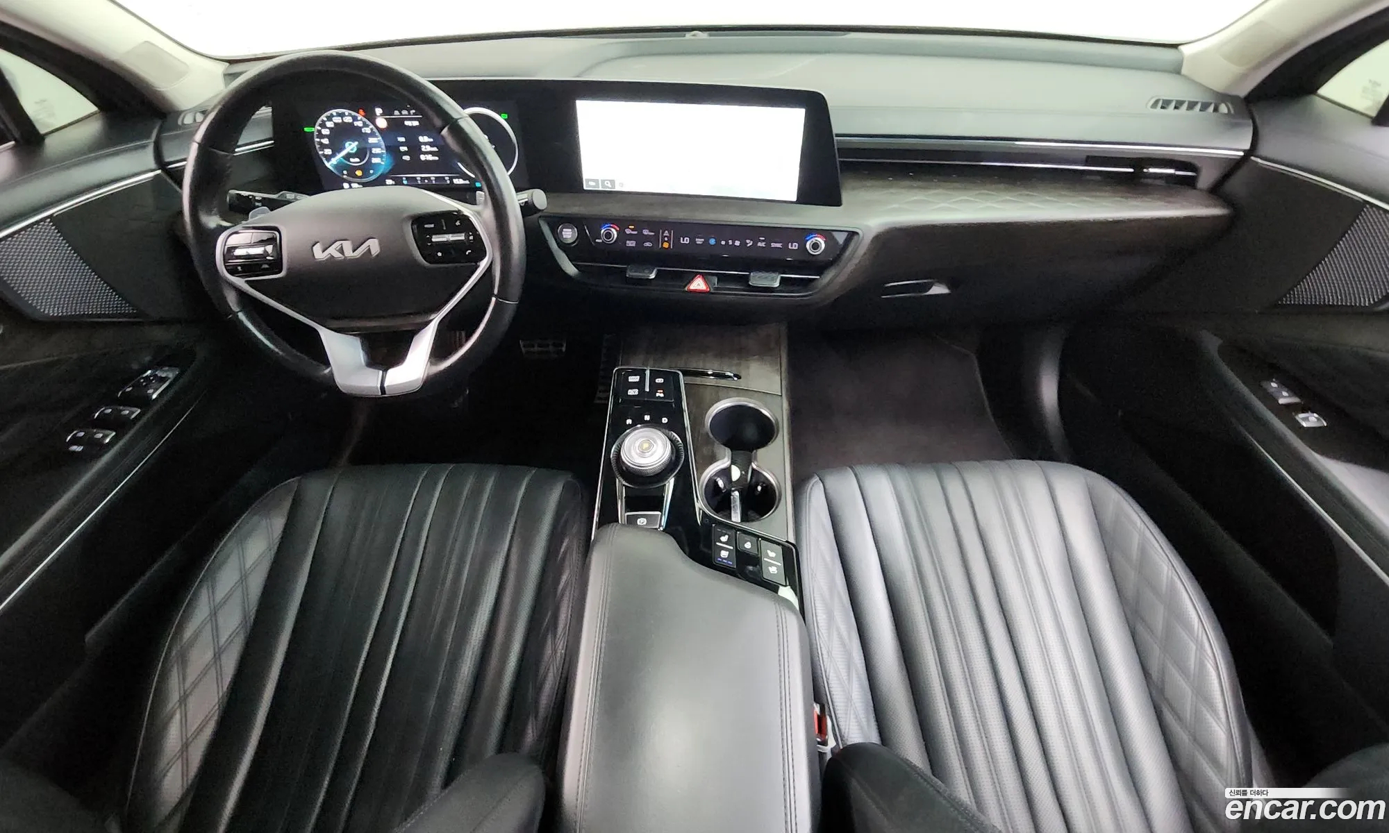 Kia K8 Hybrid 2022 — 22
