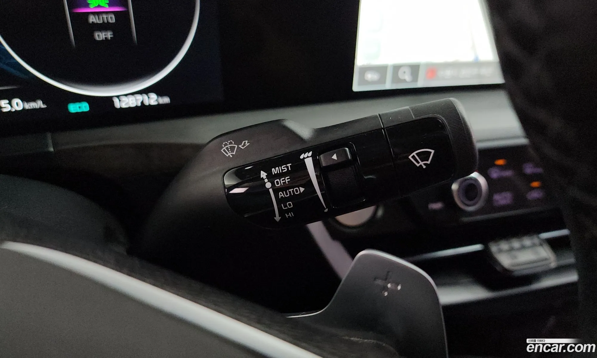 Kia K8 Hybrid 2022 — 21