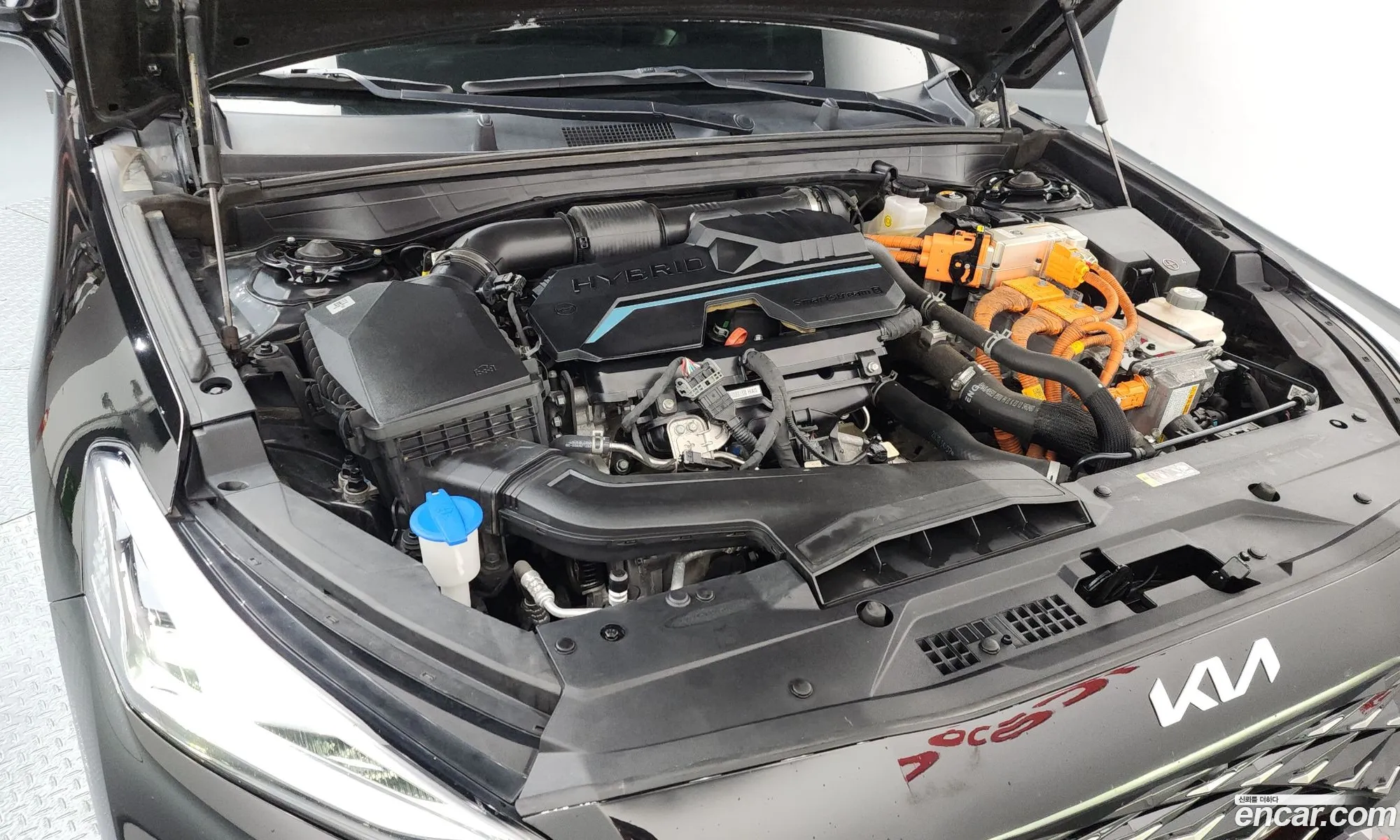 Kia K8 Hybrid 2022 — 16