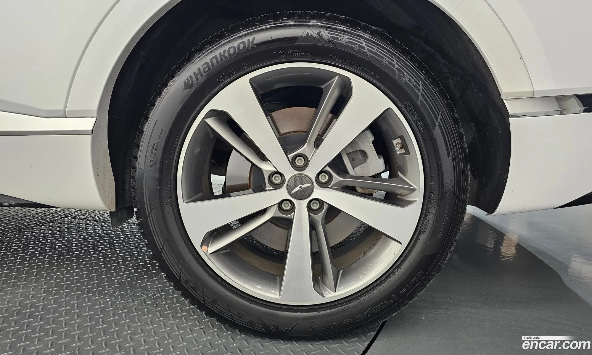 Genesis GV80 2022 KMTHA81BDNU107833 — 6