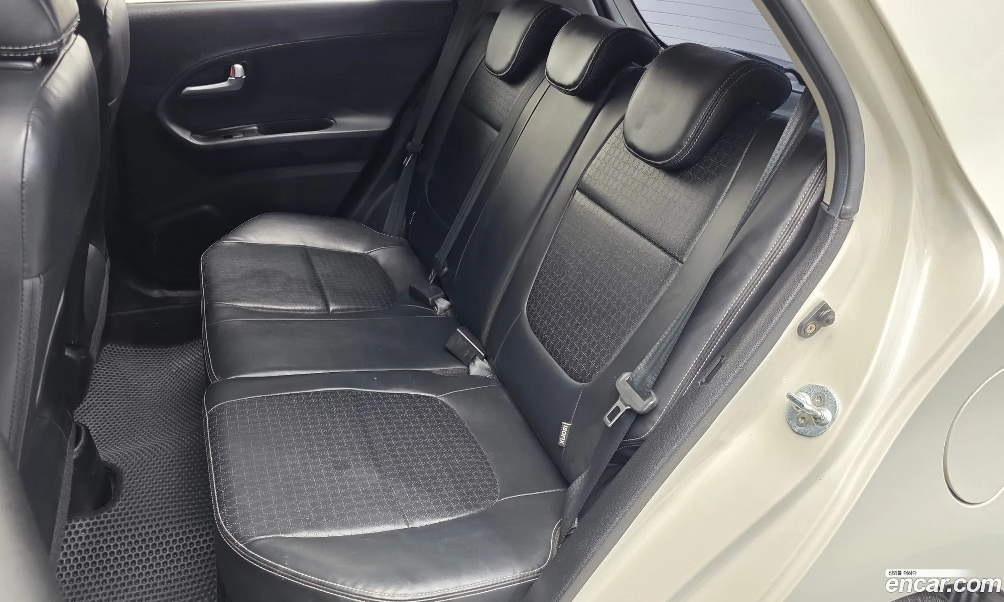 Kia Morning 2016 KNABE511BGT301655 — 32