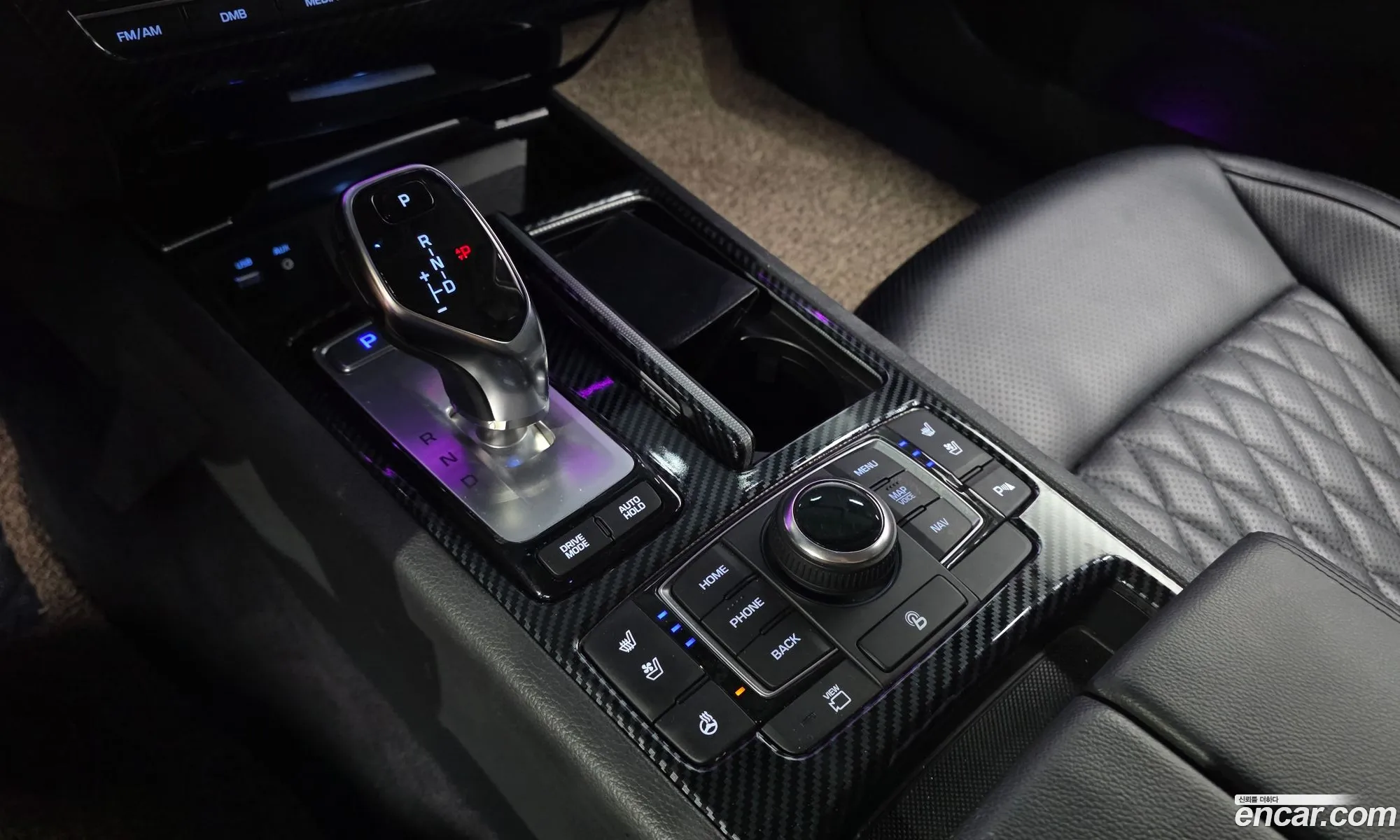 Genesis G80 2017 KMHGM41DDHU226220 — 3