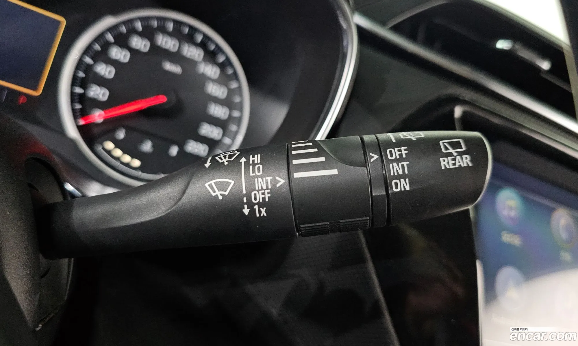 Chevrolet (GM Daewoo) Trailblazer 2020 KLAPD56LDMB099643 — 6
