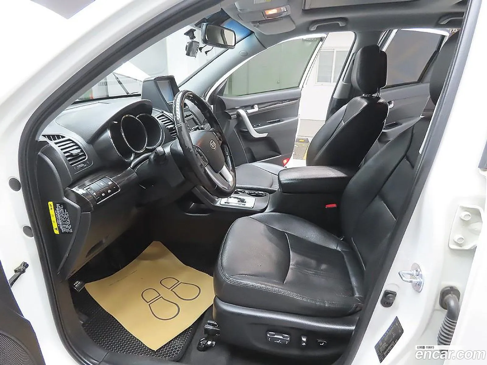 Kia Sorento R 2011 — 9