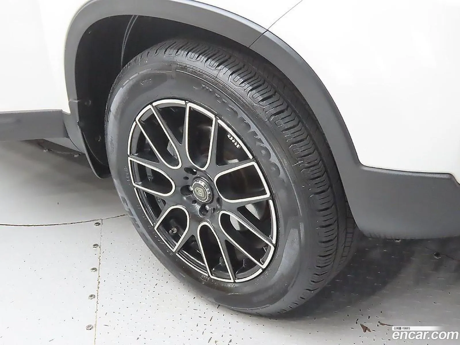 Kia Sorento R 2011 — 11
