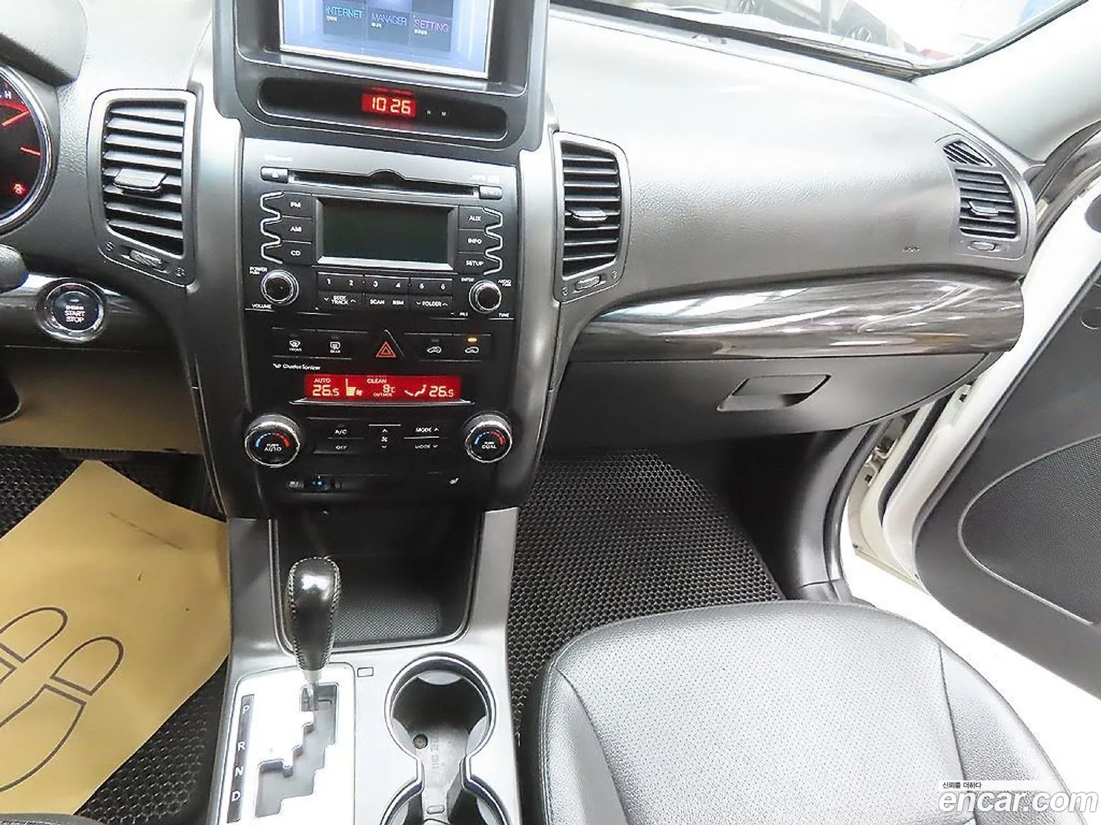 Kia Sorento R 2011 — 12