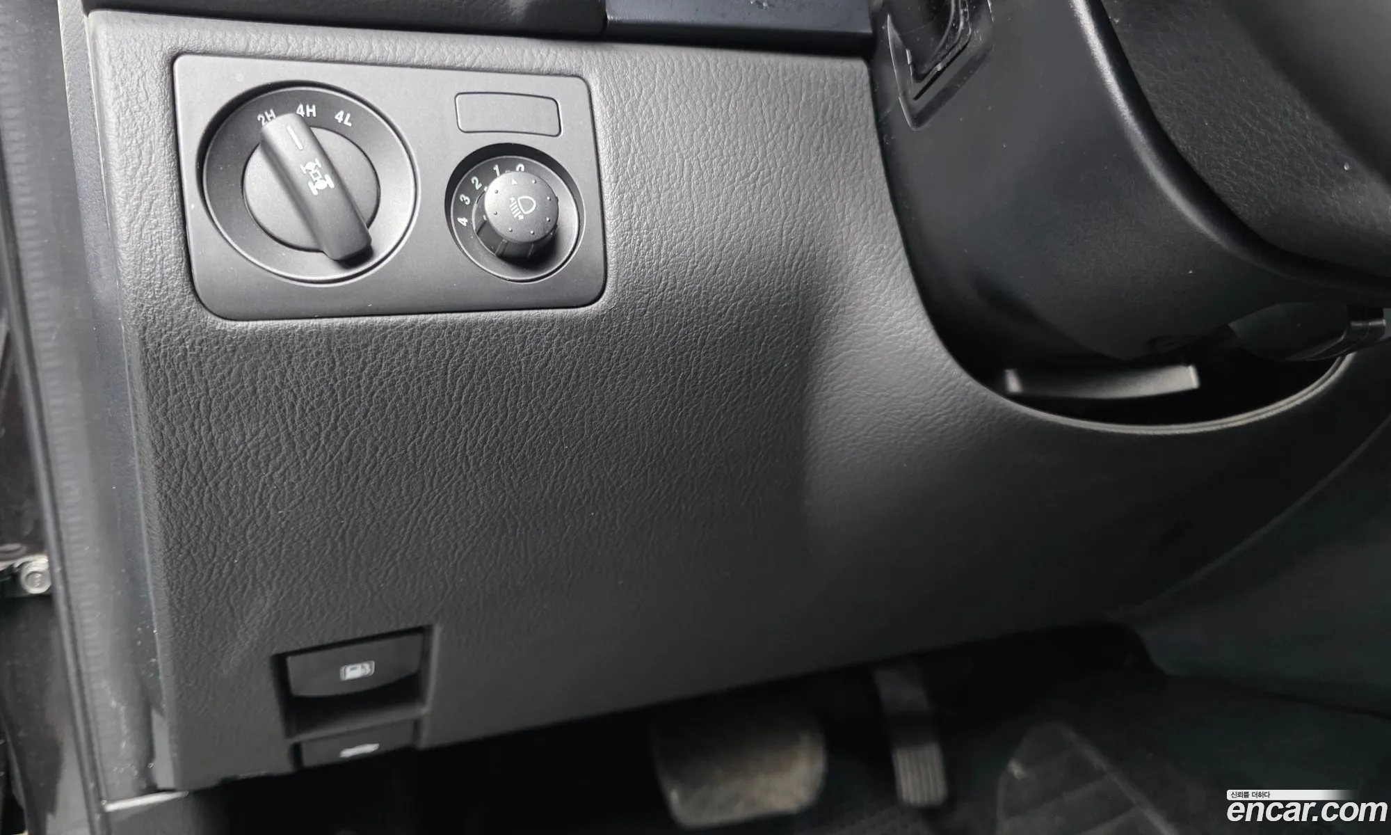 KG Mobility (SsangYong) Rexton W