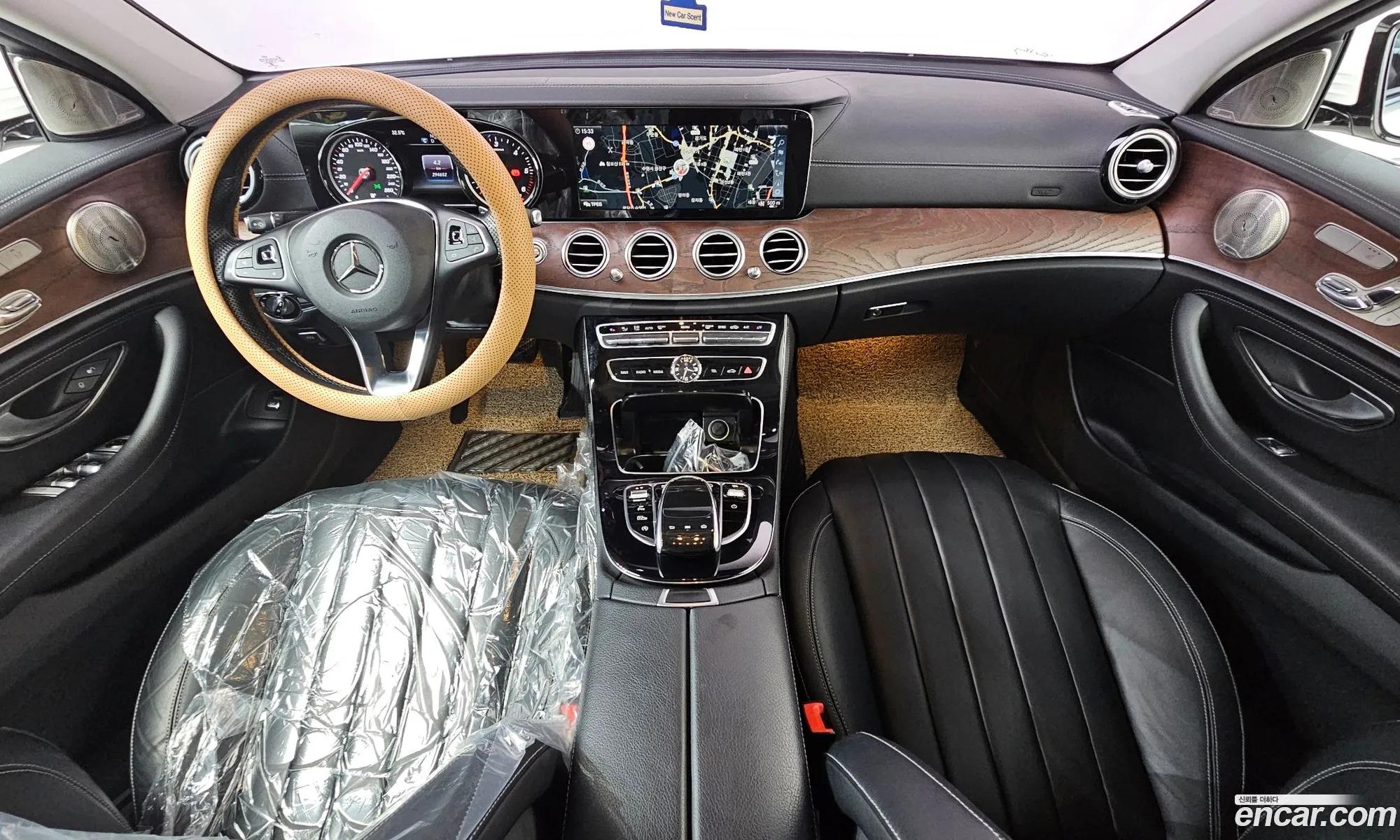 Mercedes-Benz E-Class W213 2016 WDDZF0EB7HA045318 — 4