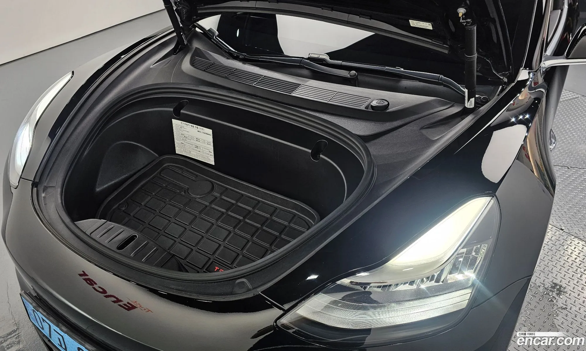 Tesla Model 3 2020 — 24