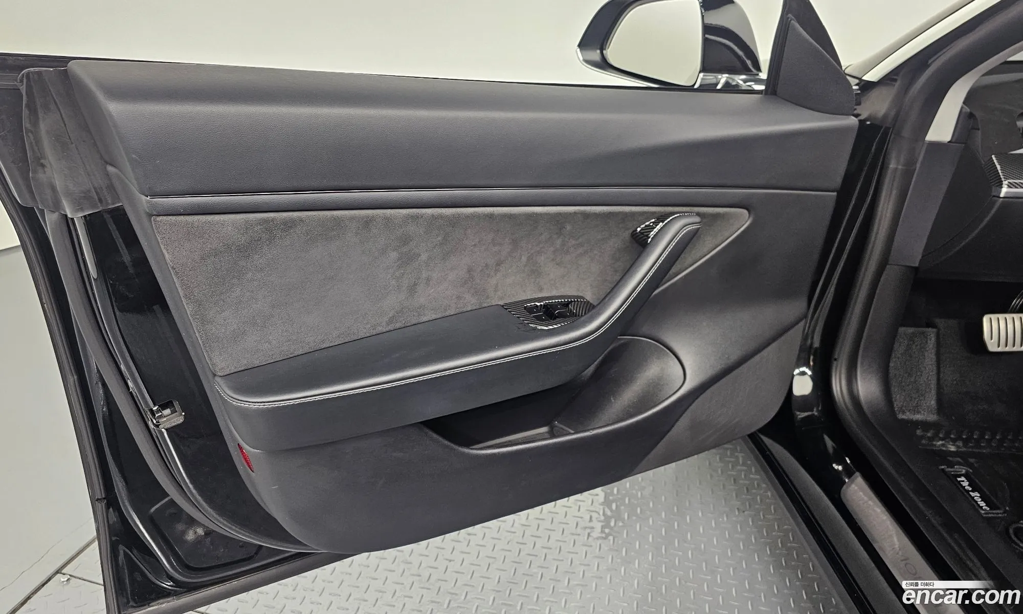 Tesla Model 3 2020 — 38